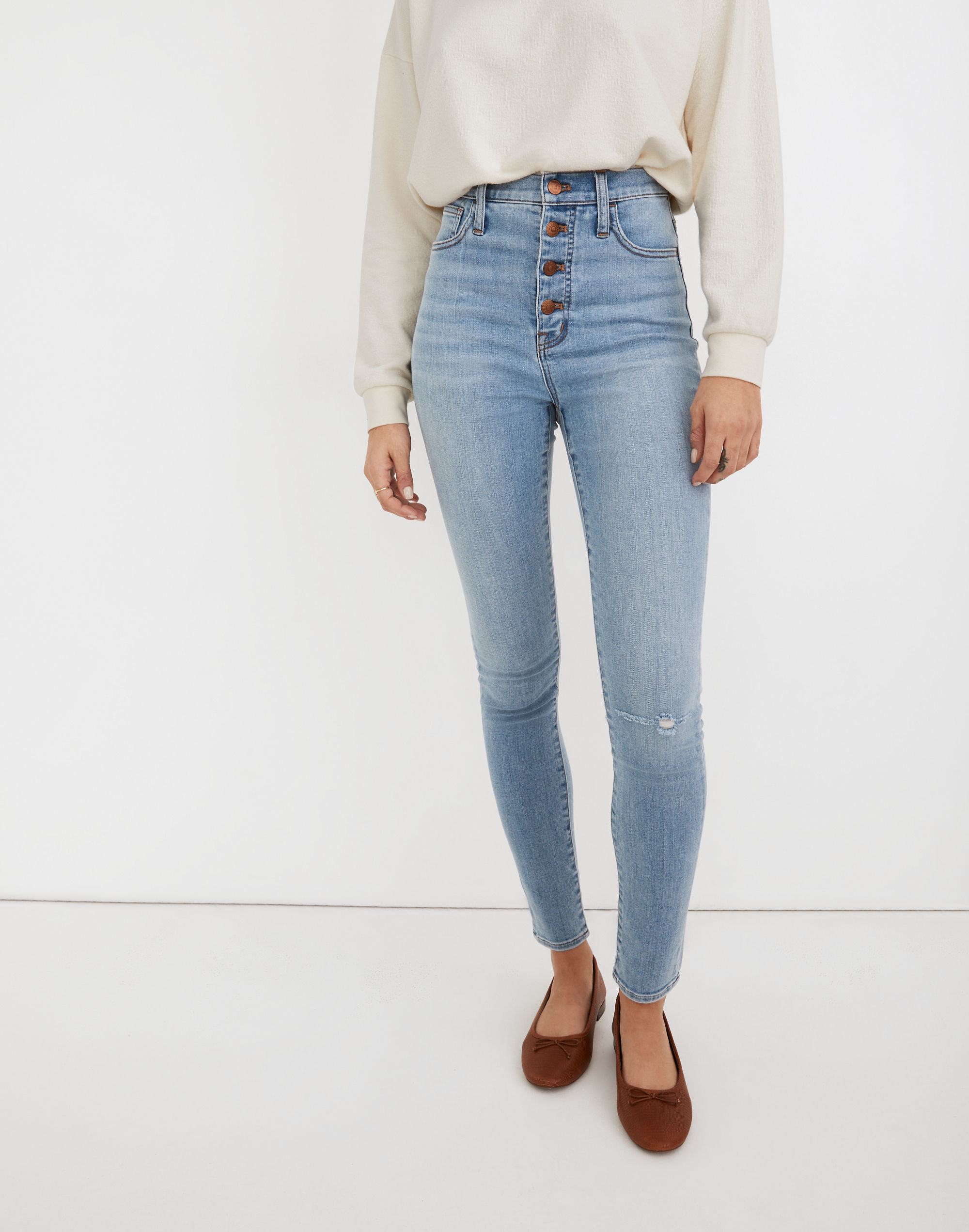 Petite 11" High-Rise Roadtripper Jeans in Beckwith Wash: Button-Front Edition