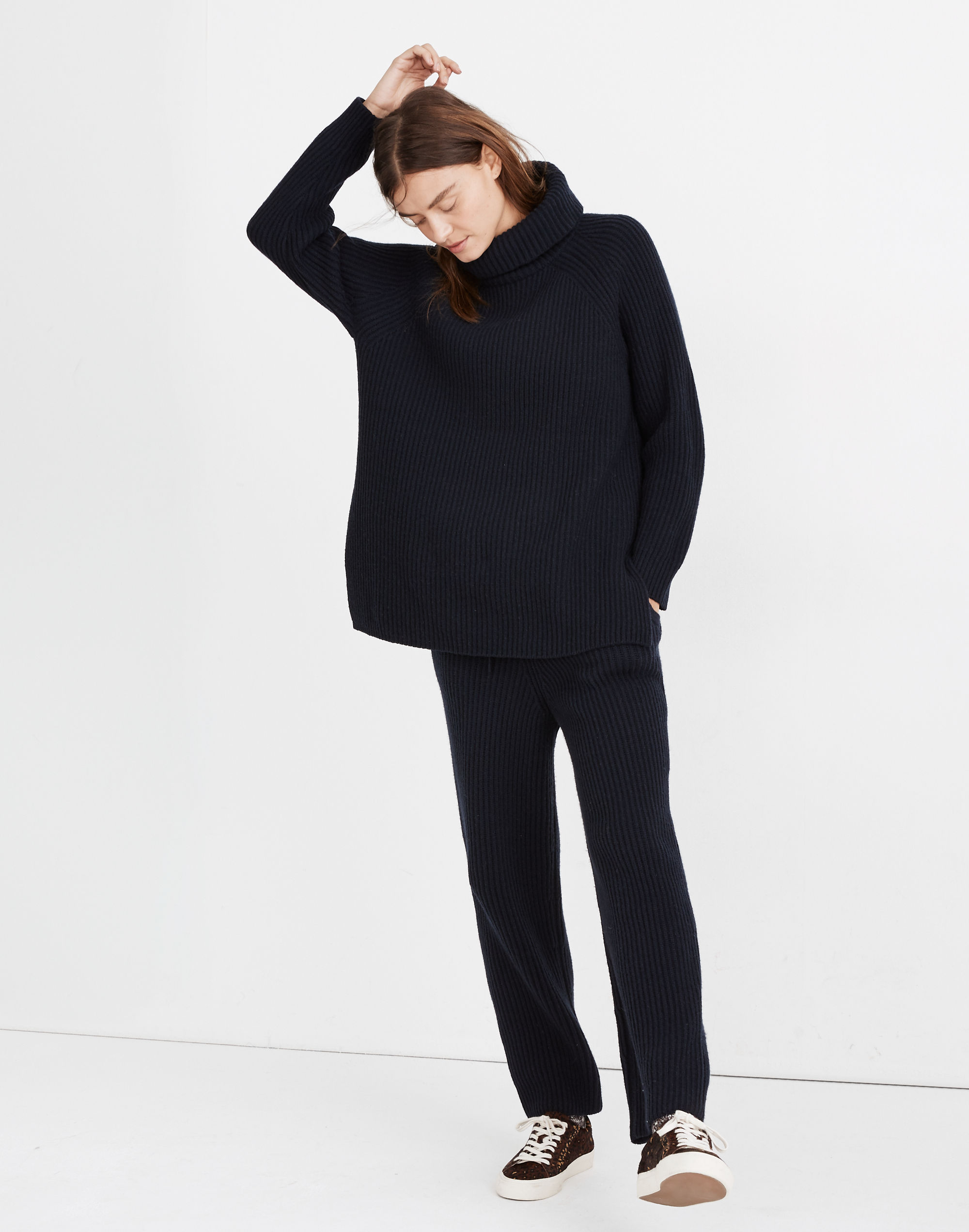 Maitland Ribbed Drawstring Sweater Pants