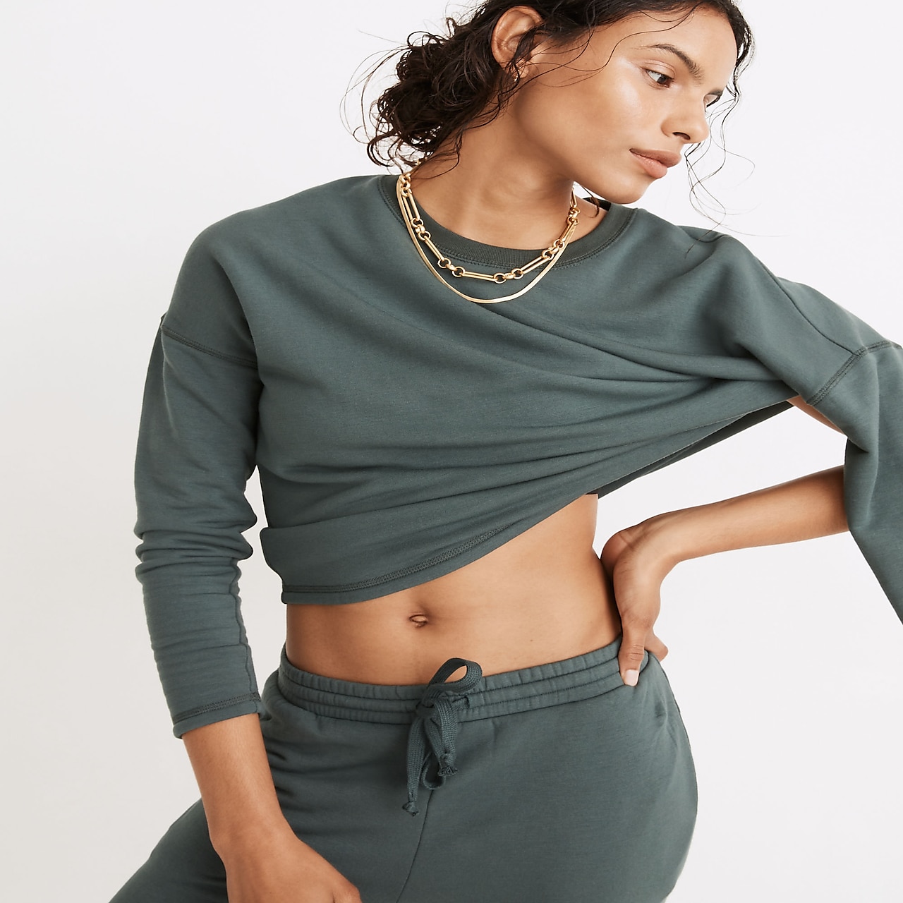 Mw L Superbrushed Easygoing Sweatshirt In Midnight Green