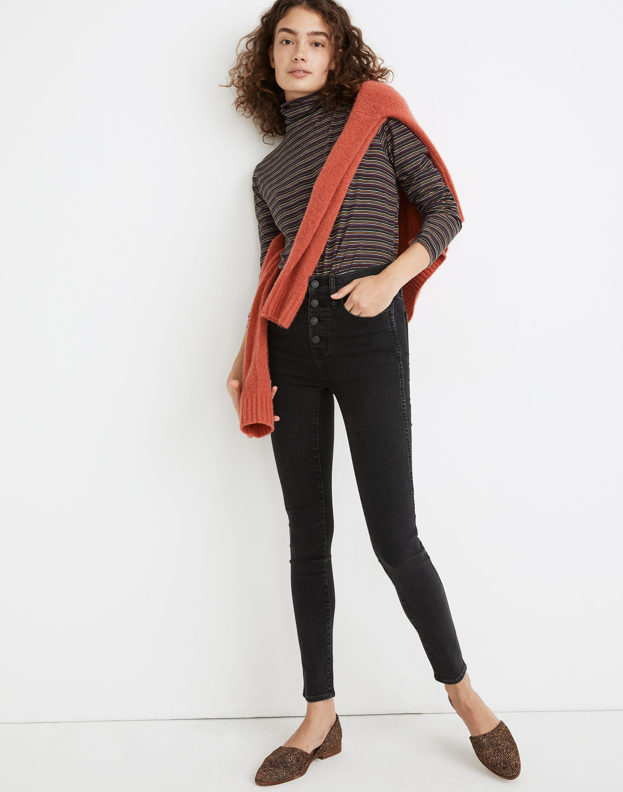10 high-rise skinny jeans in robert wash: button-front edition