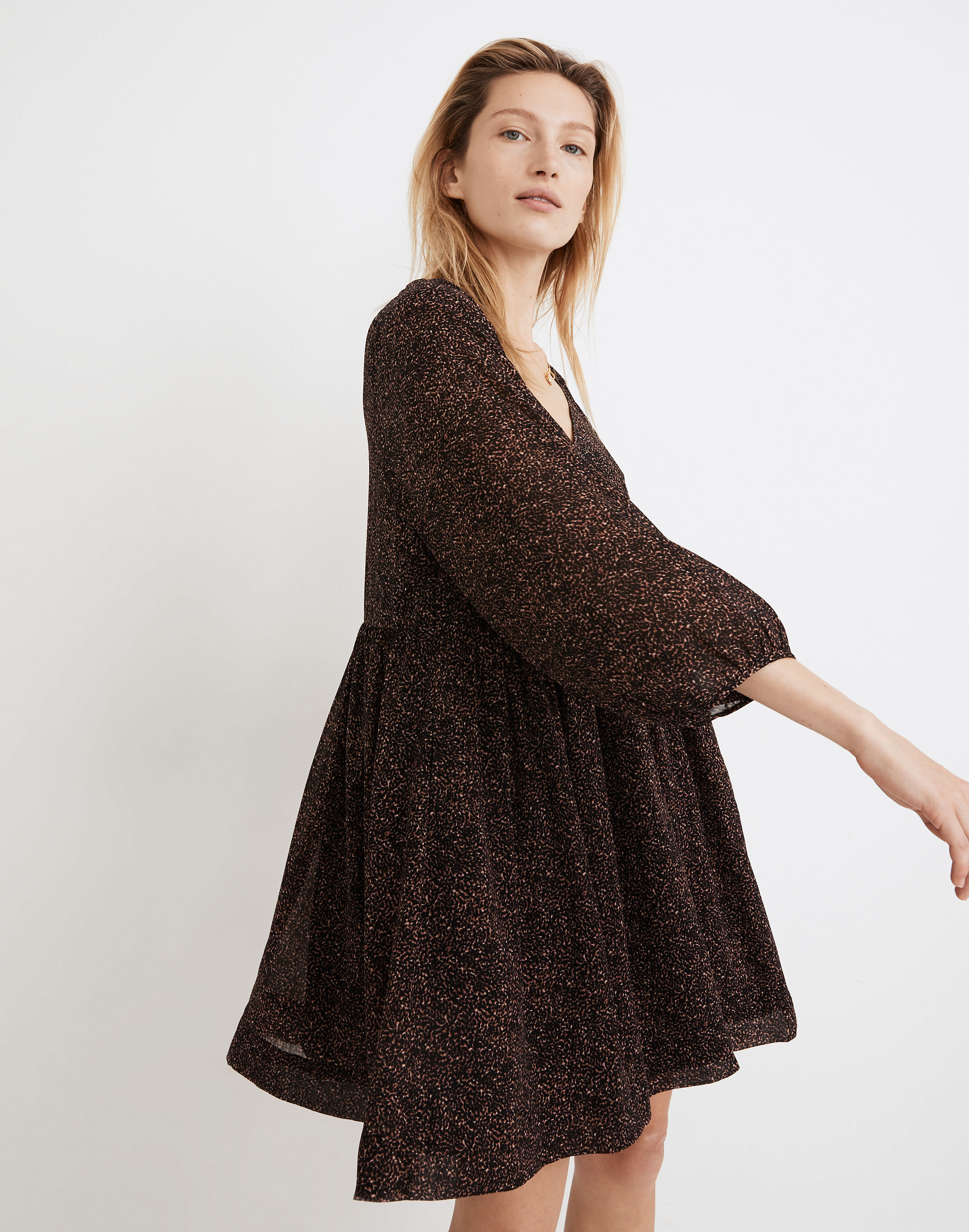 Crinkle Georgette V-Neck Babydoll Dress in Brushed Texture