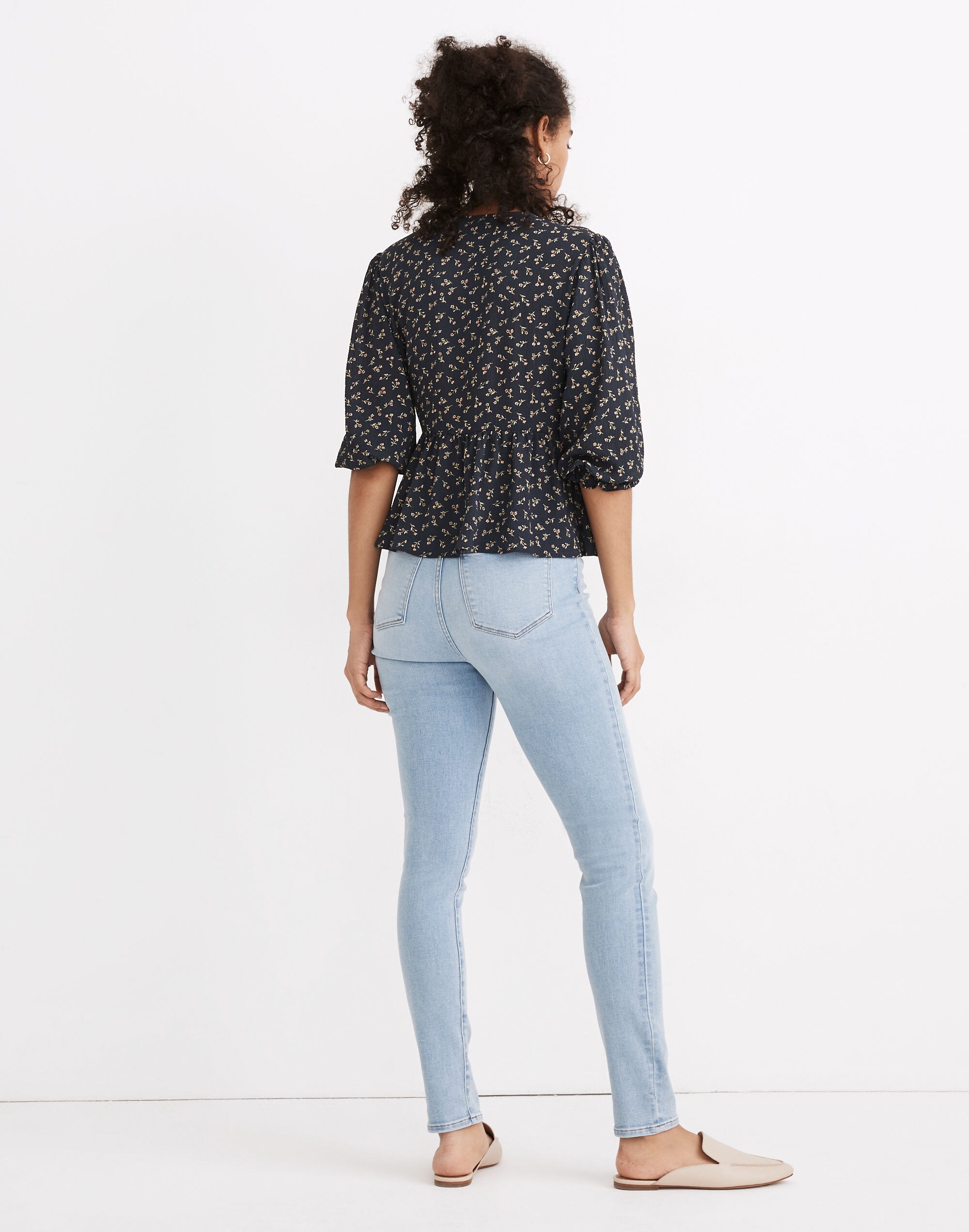 Tall 11" High-Rise Roadtripper Authentic Jeans in Meade Wash