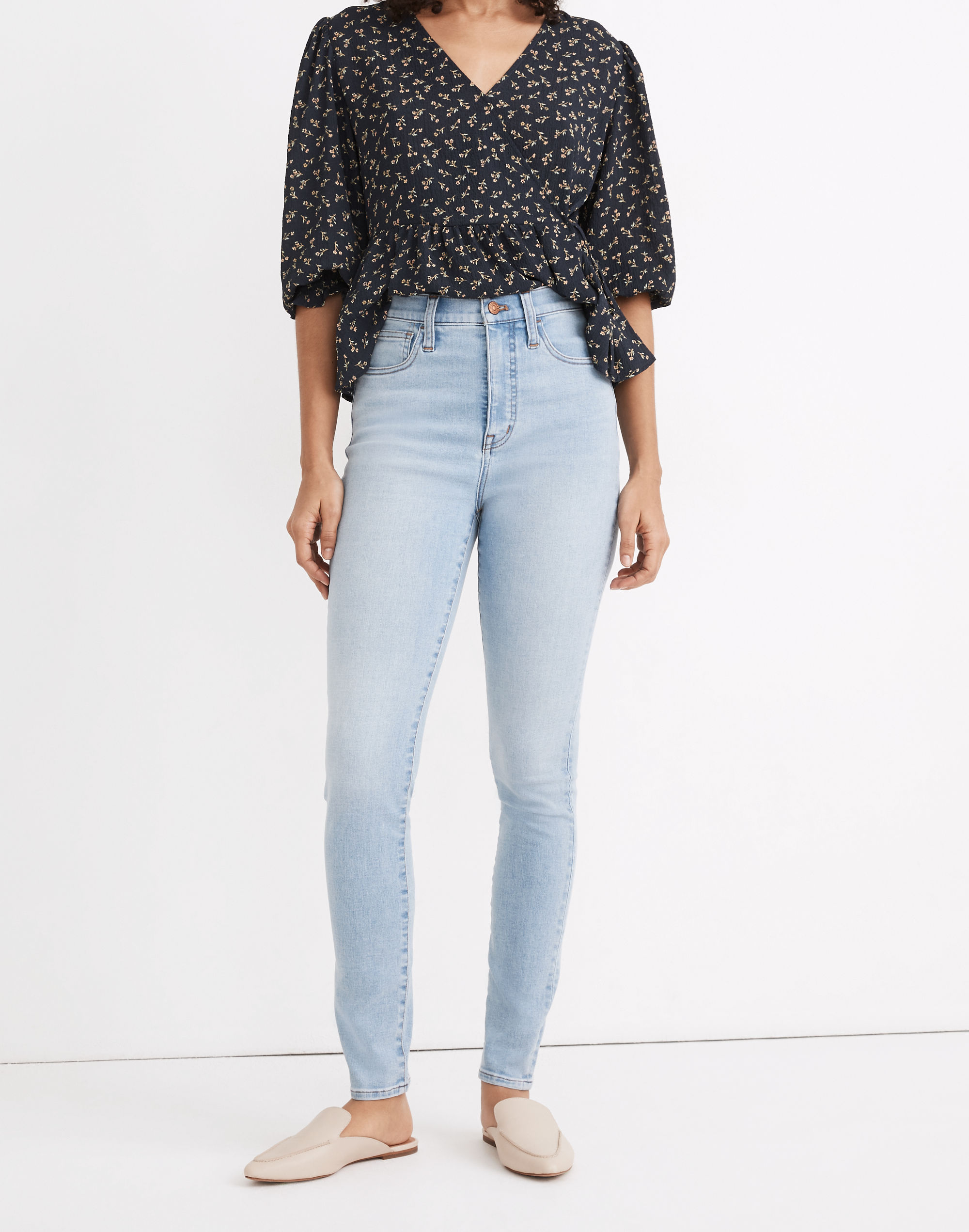 Tall 11" High-Rise Roadtripper Authentic Jeans in Meade Wash