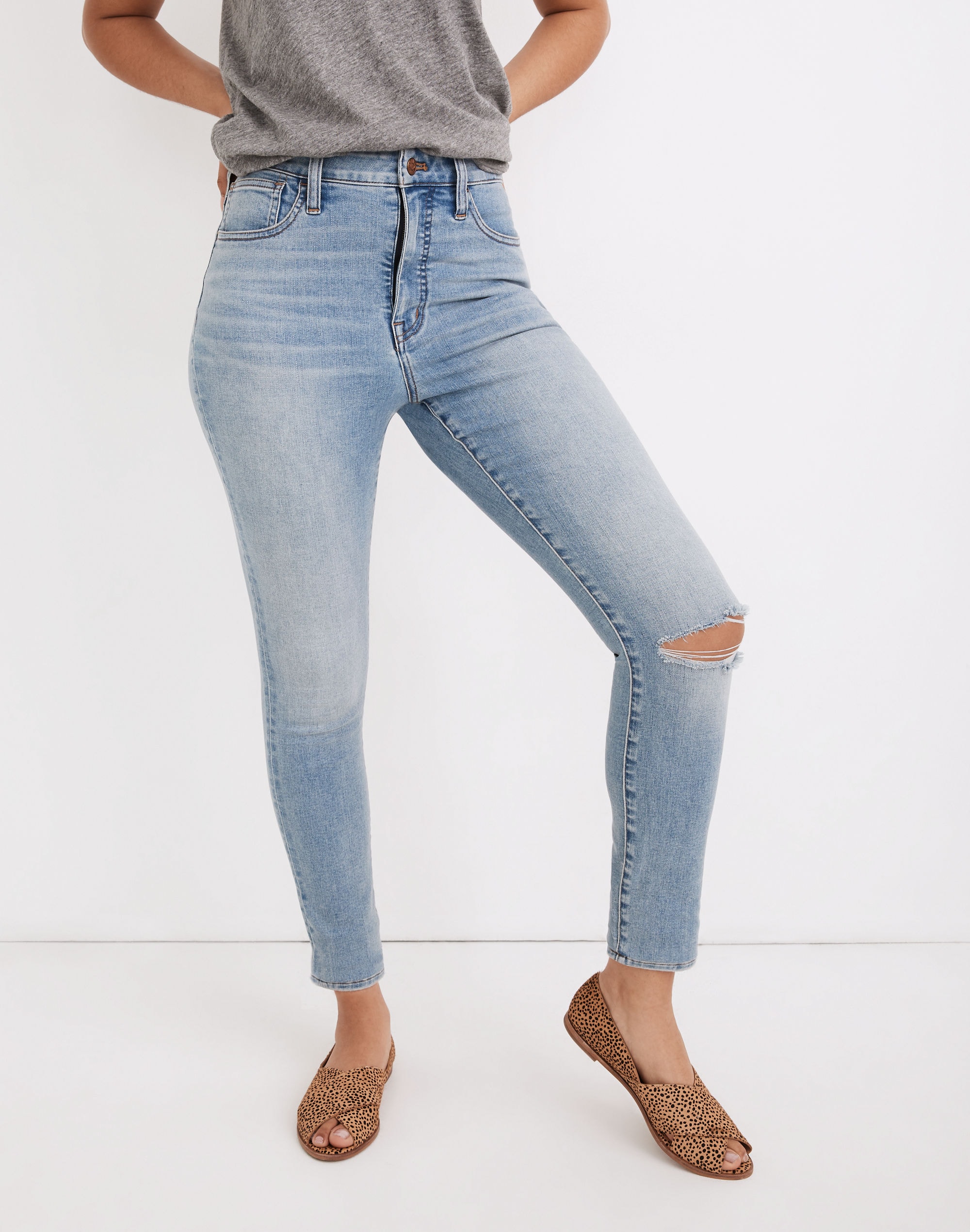 Petite Curvy Roadtripper Authentic Jeans in Benton Wash: Knee-Rip Edition