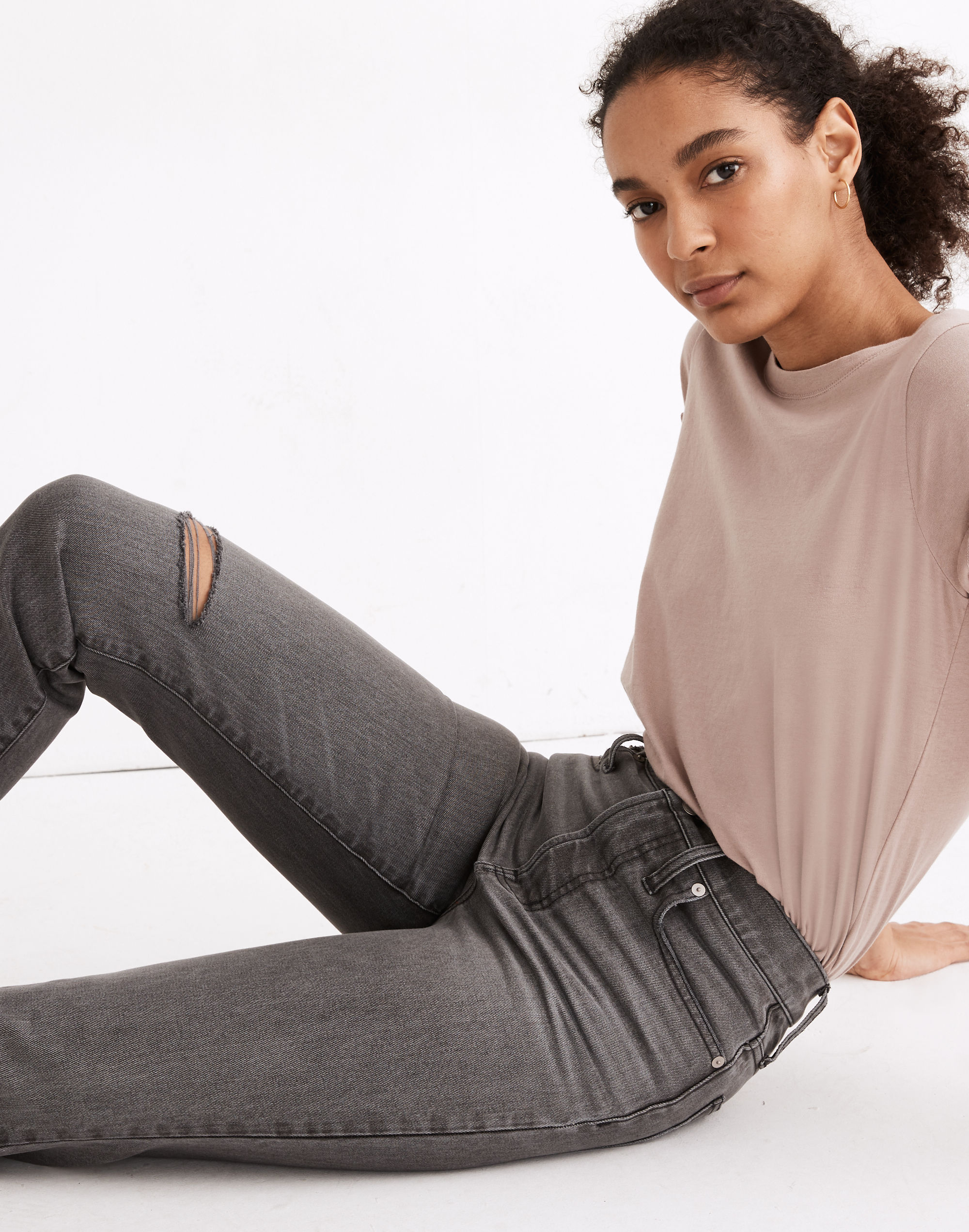 The Perfect Vintage Jean in Connell Wash: Ripped Edition