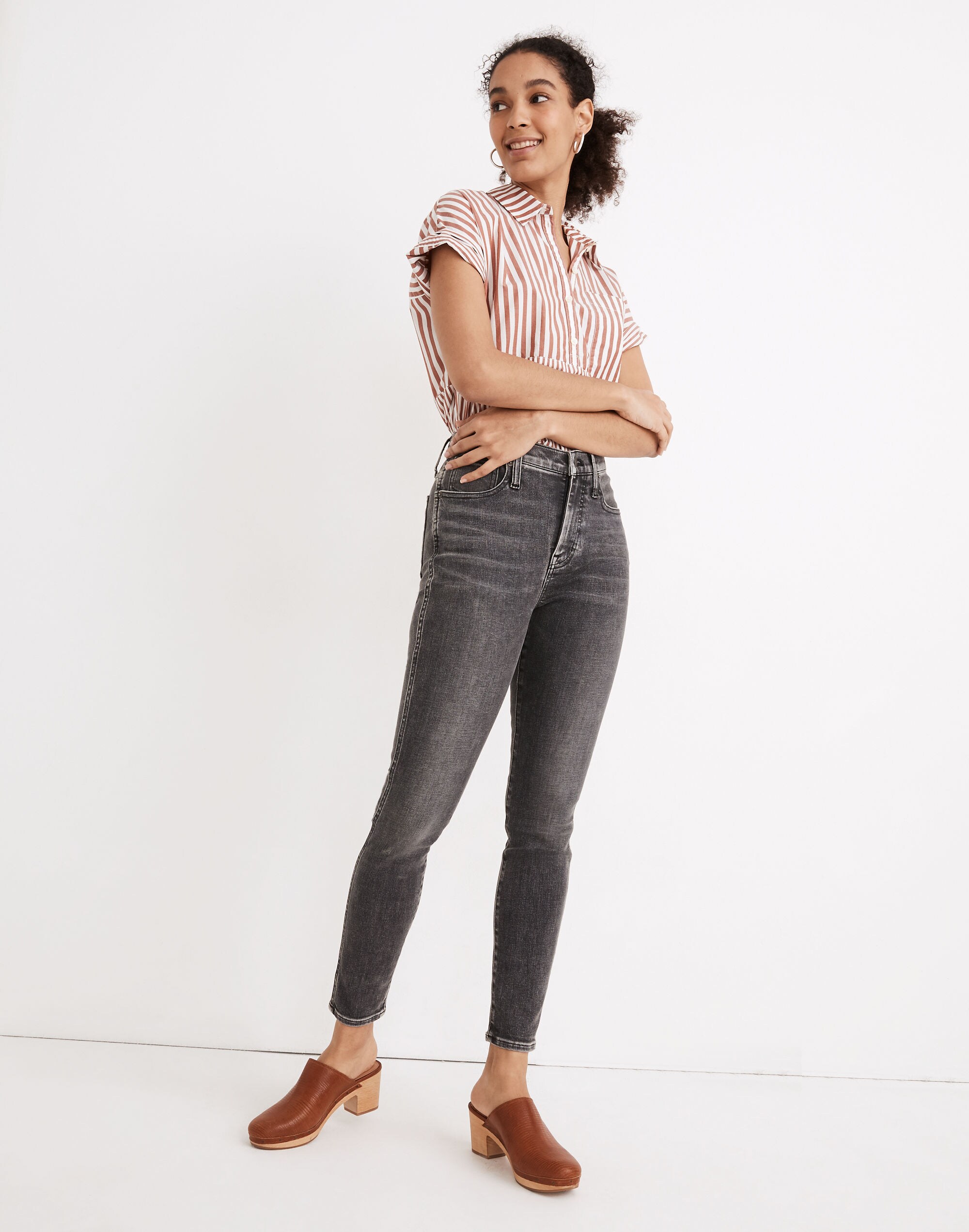 10" High-Rise Skinny Crop Jeans in Oakwood Wash