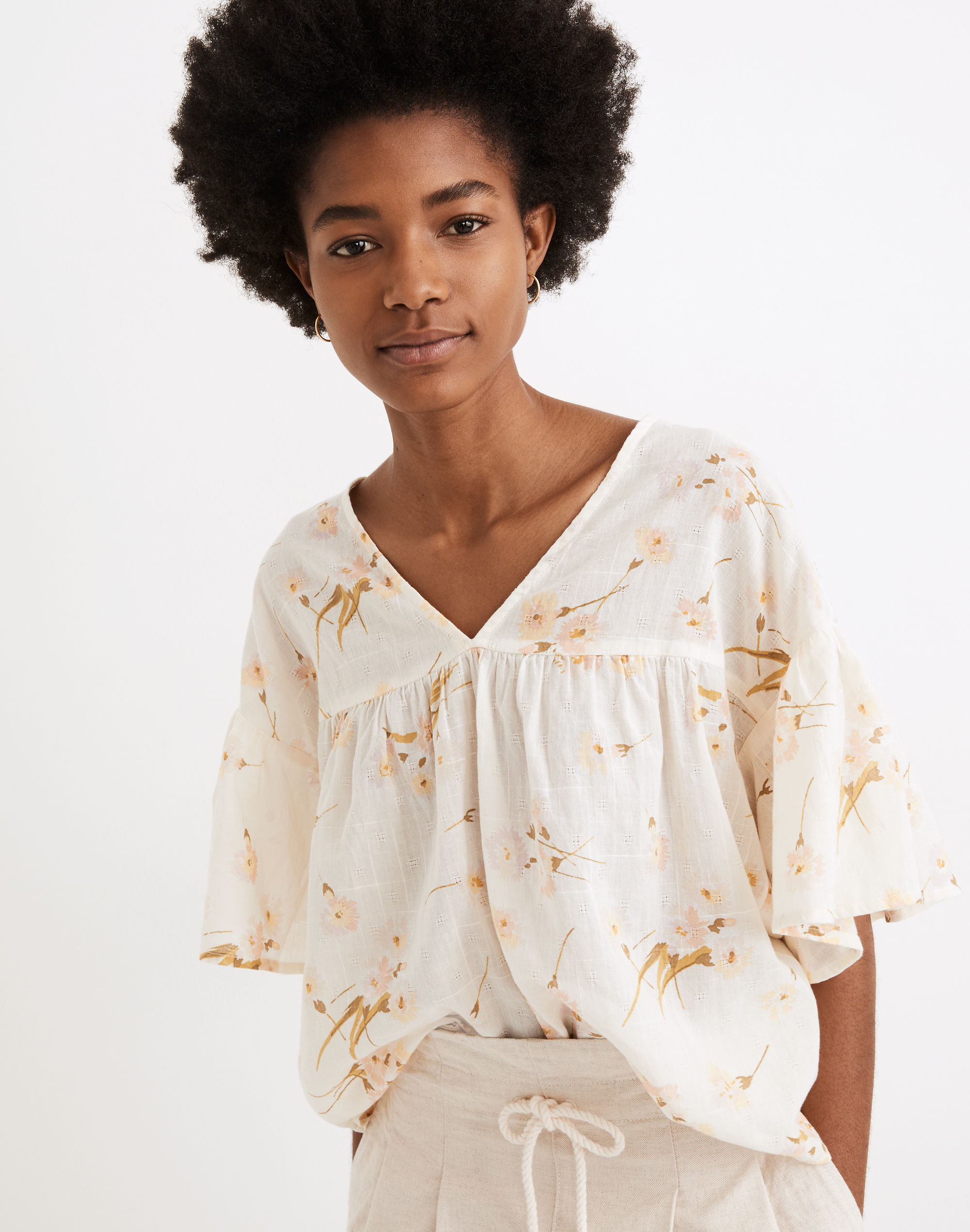 FlutterSleeve Rhyme Top in Floral Print