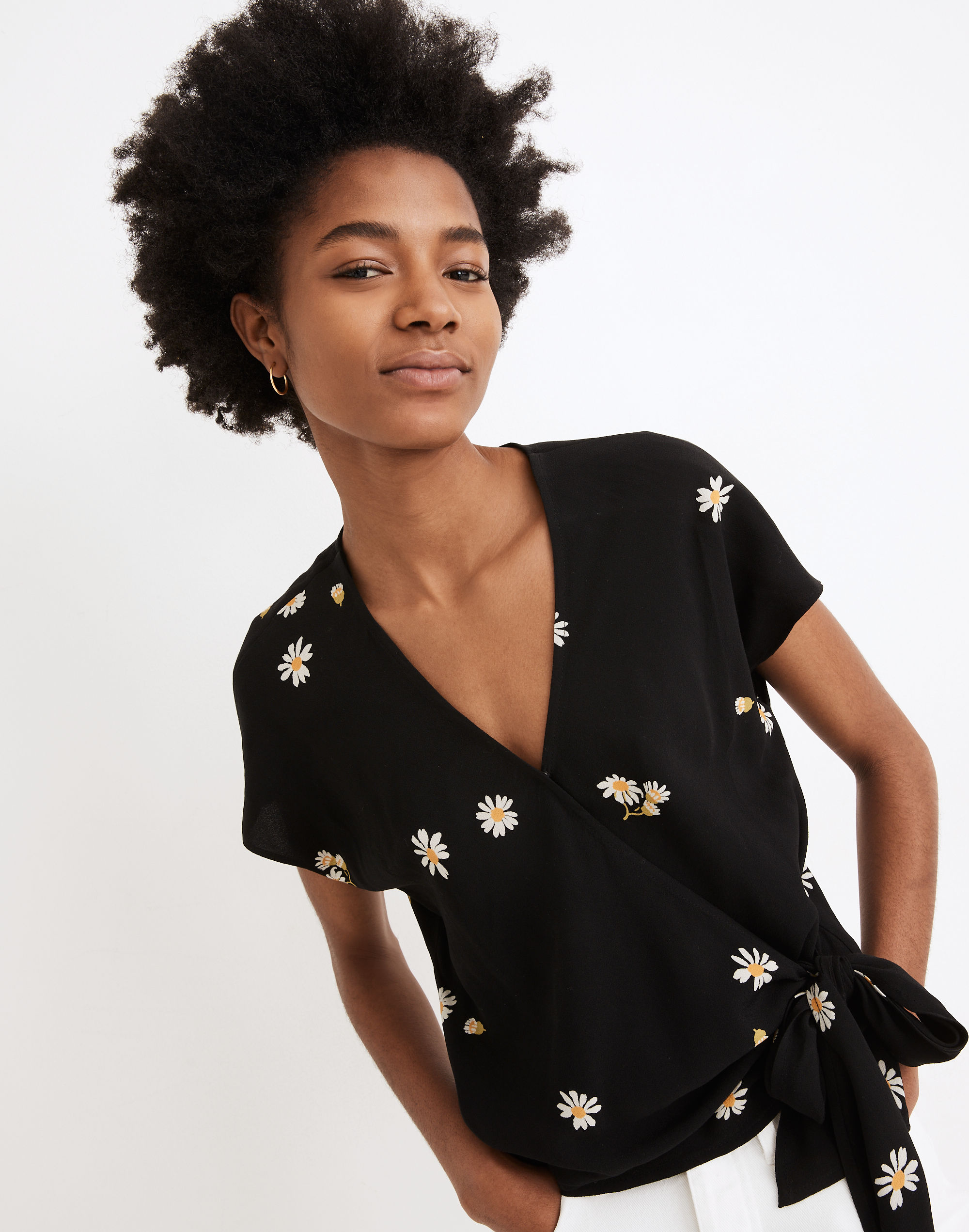 Sash-Tie Wrap Top in Lazy Daisies