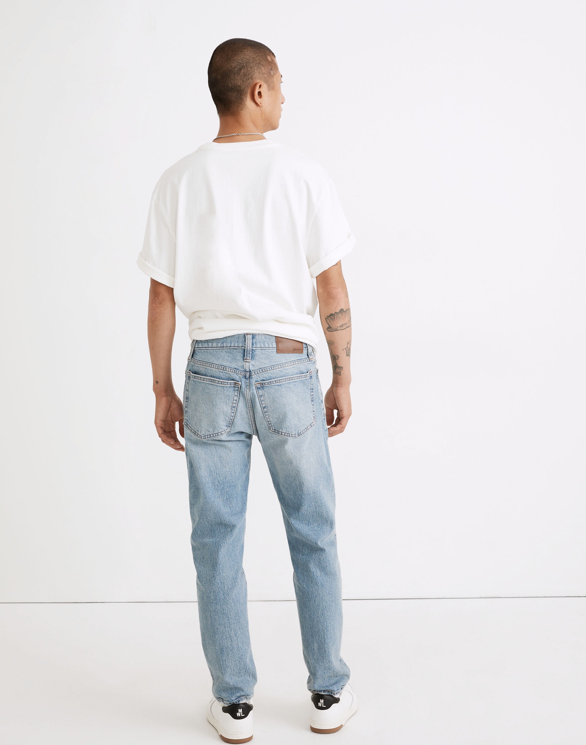 Relaxed Taper Jeans in Chadburn Wash