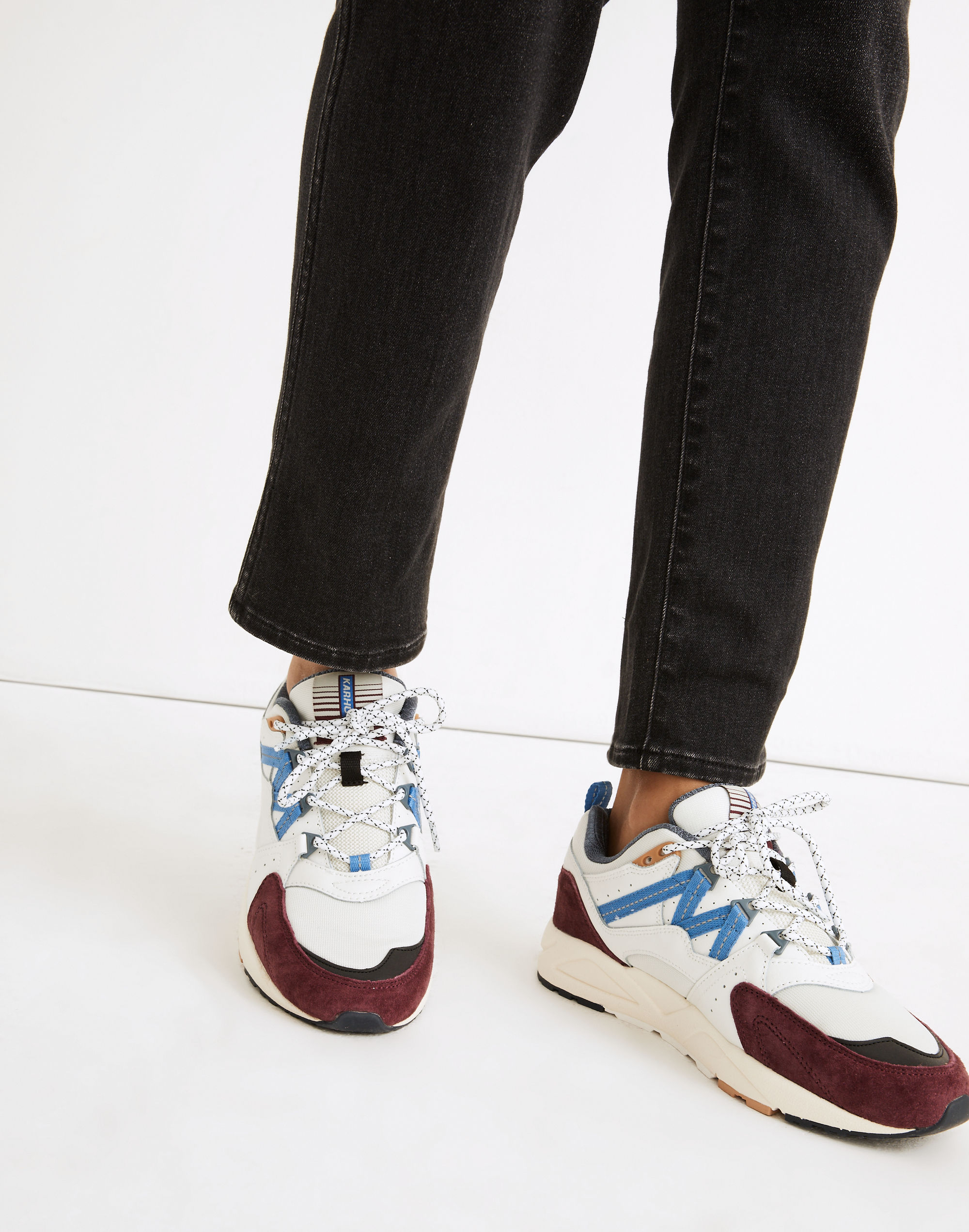 Karhu Unisex Fusion 2.0 Lace-Up Sneakers in Rainy Day