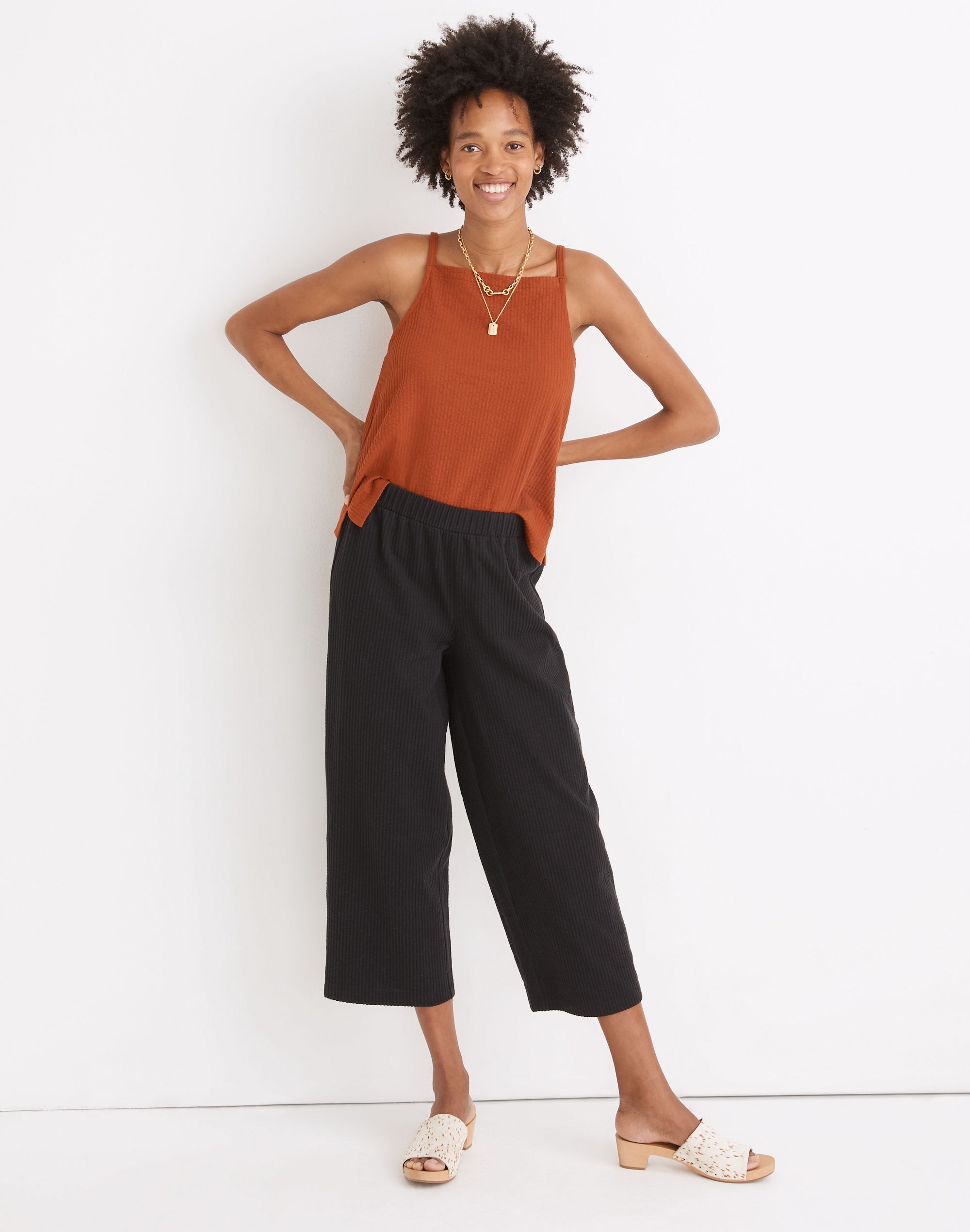 seersucker pull-on crop pants