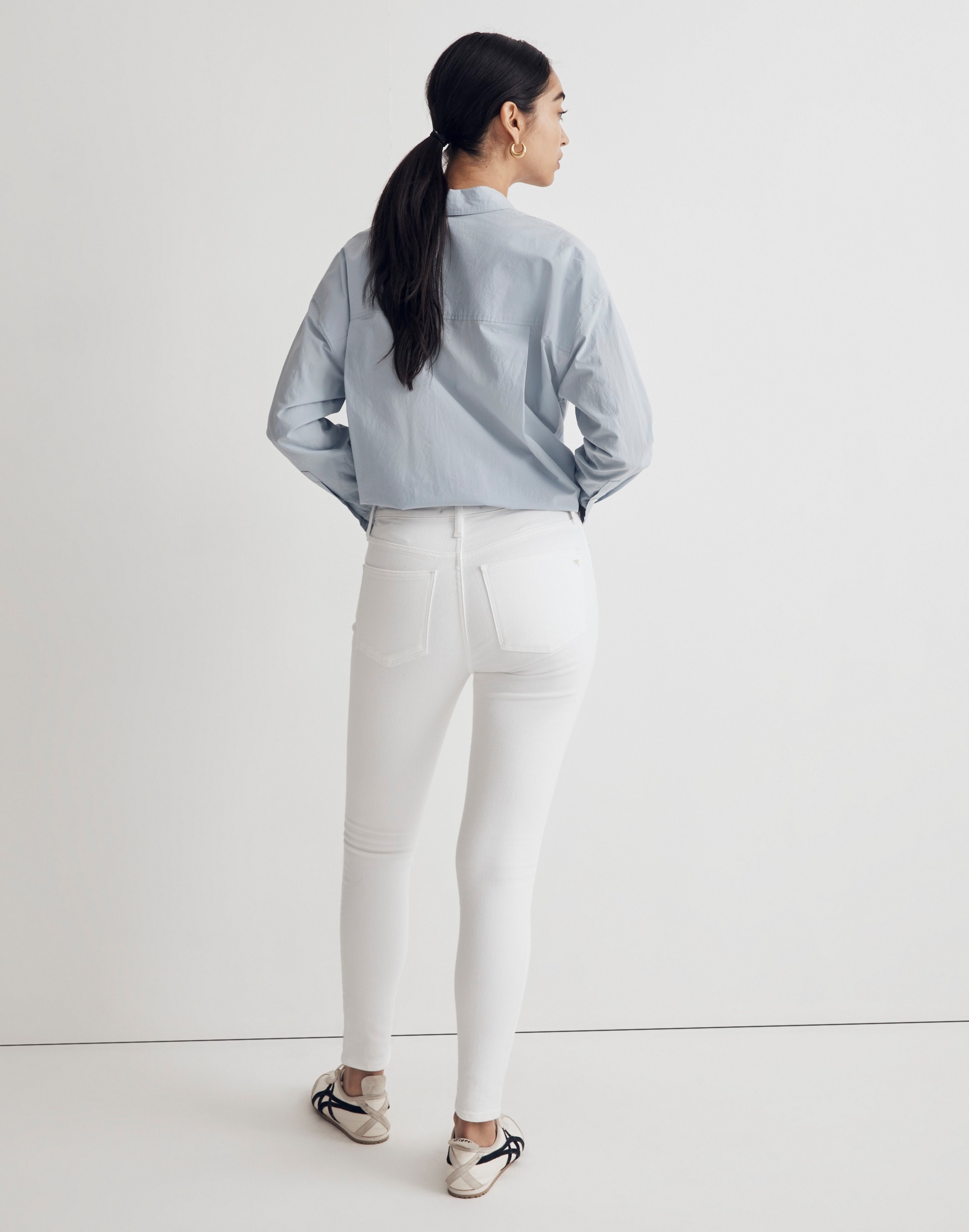 9" Mid-Rise Skinny Crop Jeans in Pure White