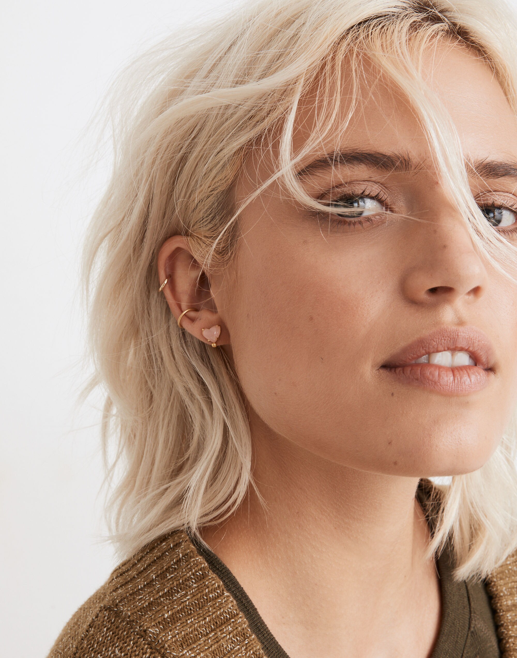 Rose Quartz Heartlove Stud Earrings