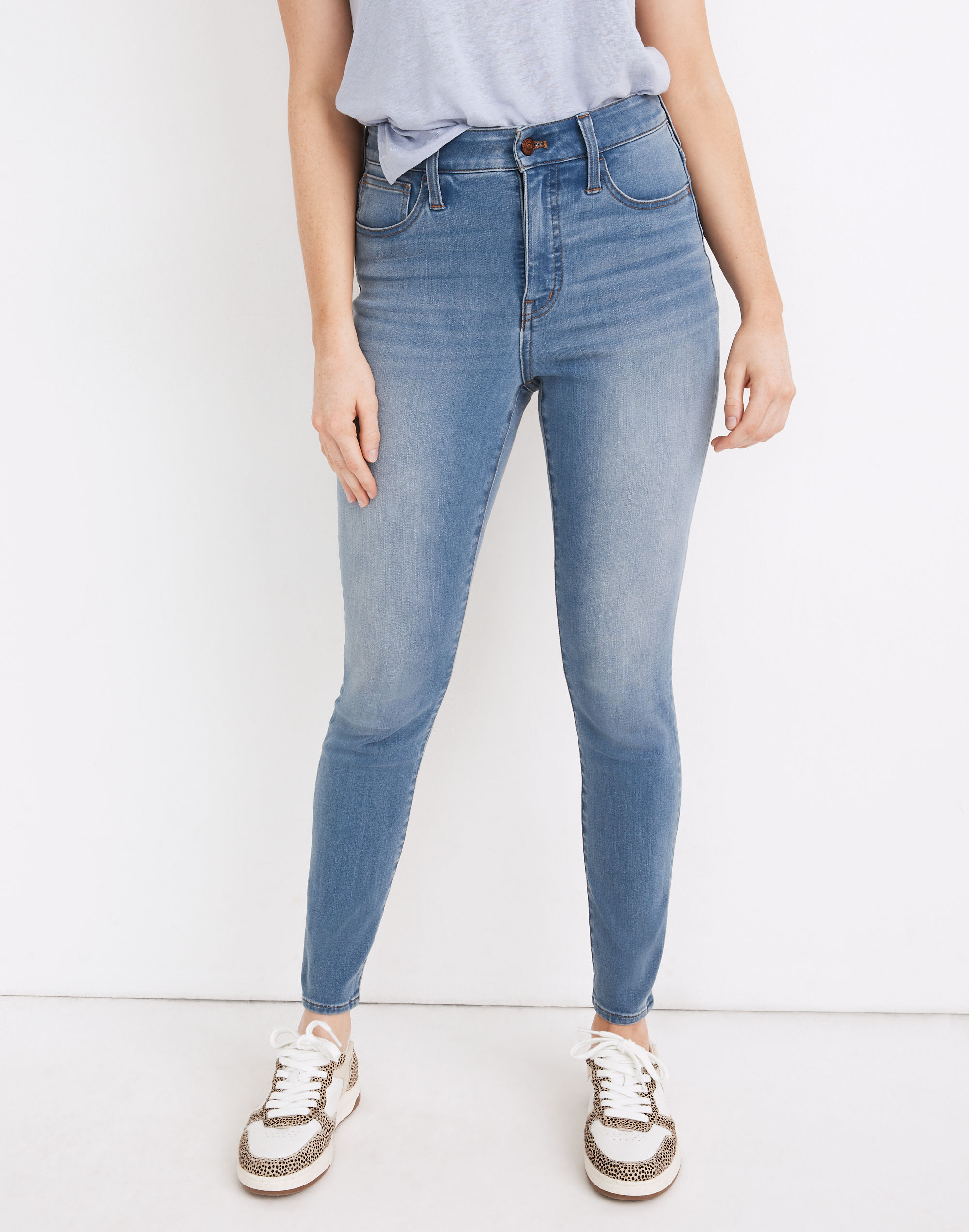 Tall Curvy Roadtripper Supersoft Jeggings in Sunbury Wash