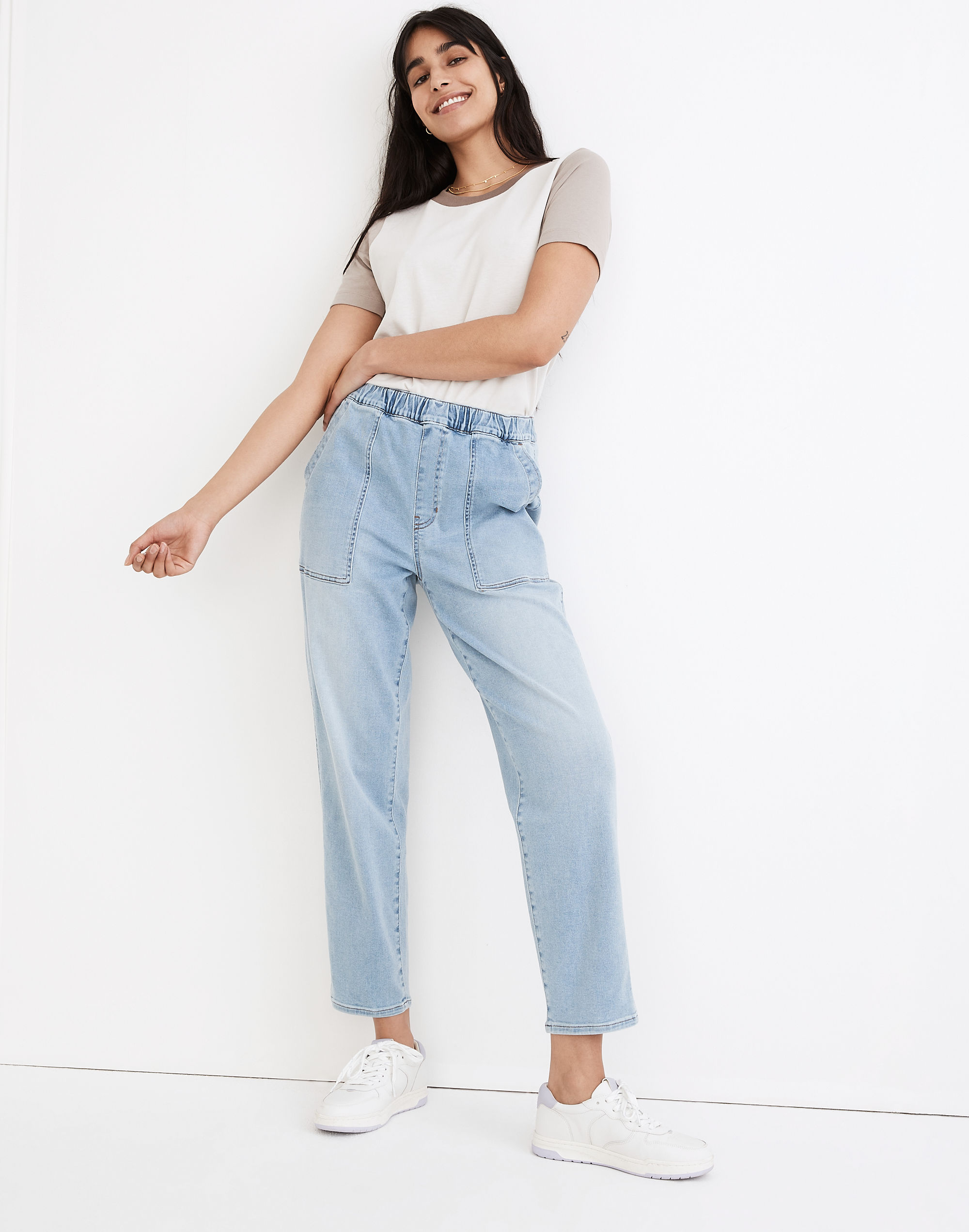 pull-on relaxed jeans in bellview wash