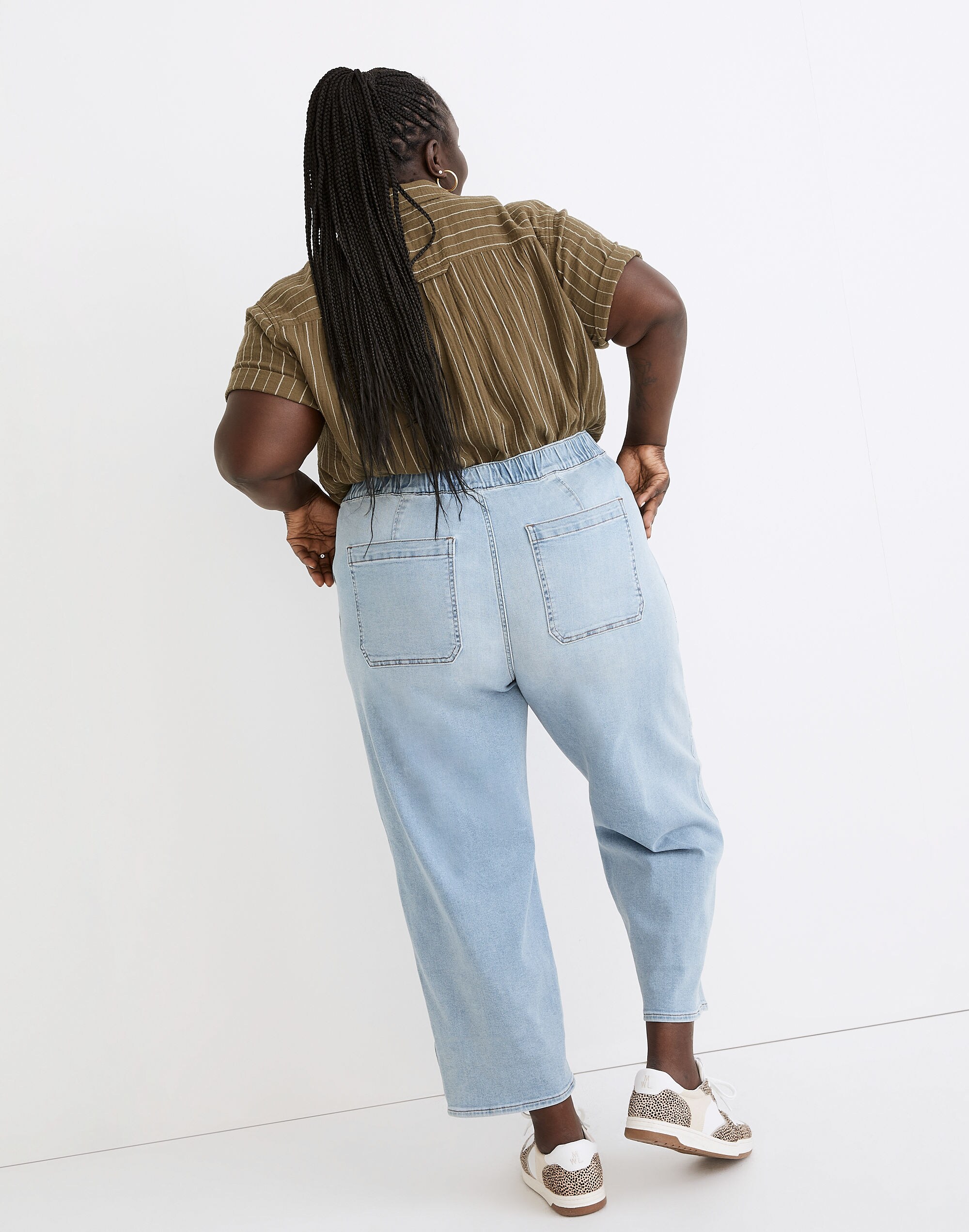 Plus Pull-On Relaxed Jeans in Bellview Wash