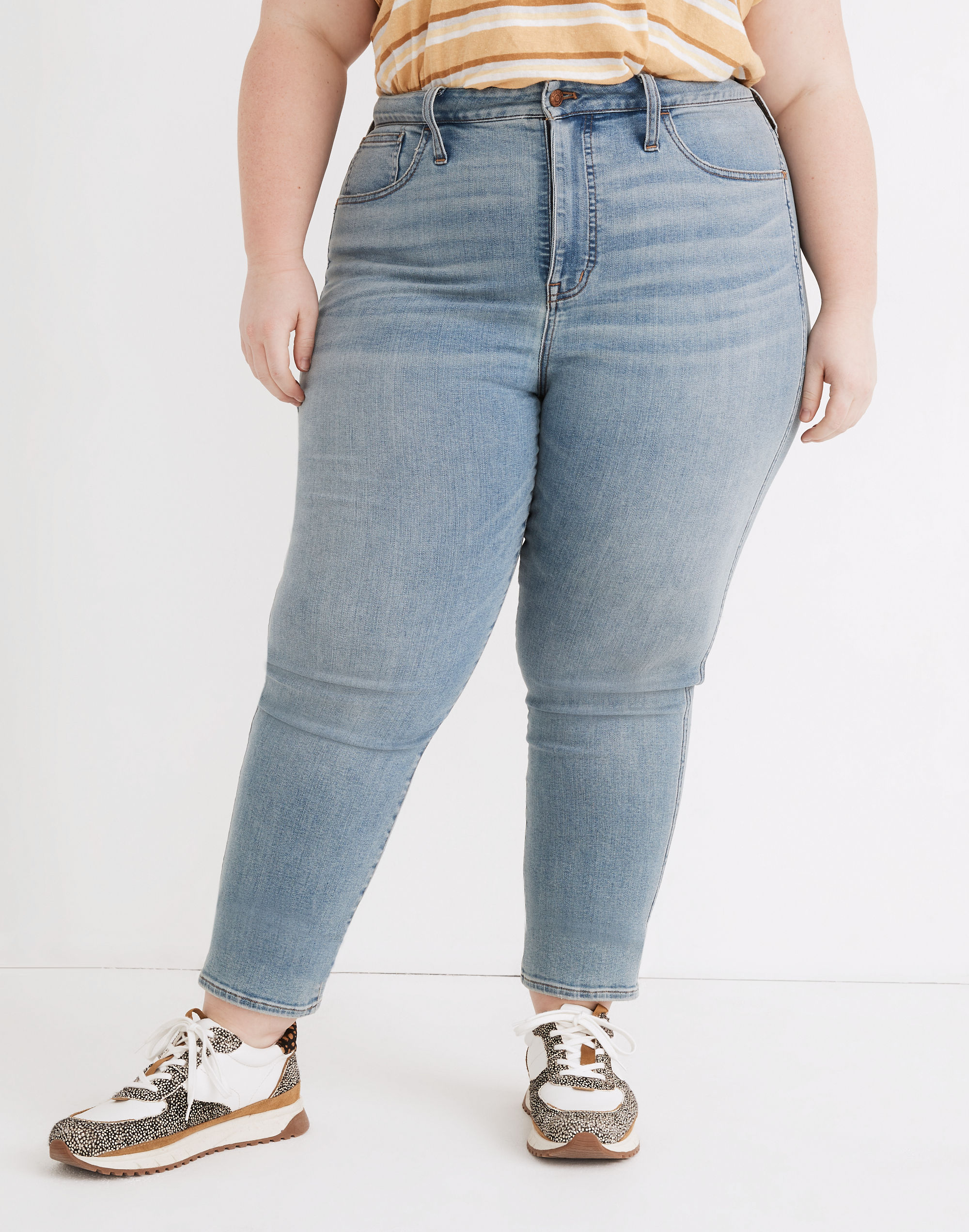 Plus Roadtripper Supersoft Stovepipe Jeans in Plattwood Wash