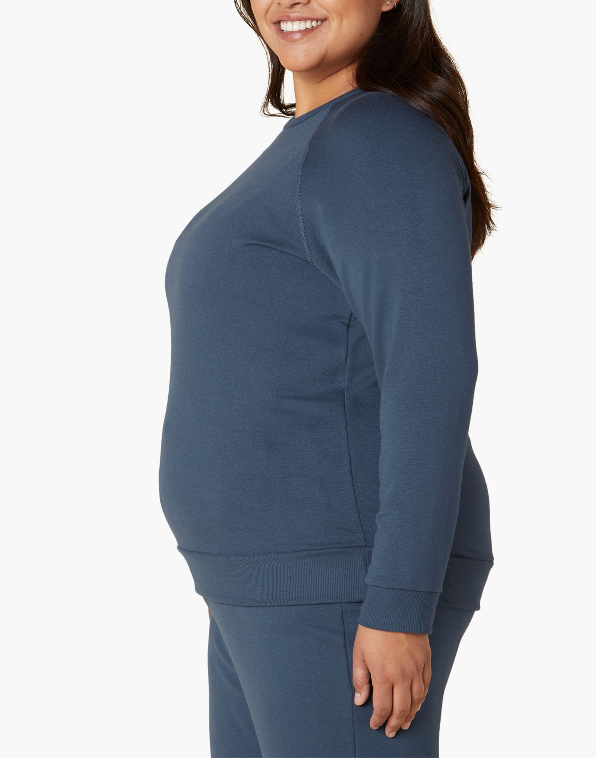 Beyond Yoga Plus Cozy Fleece Favorite Raglan Crew Sweatshirt