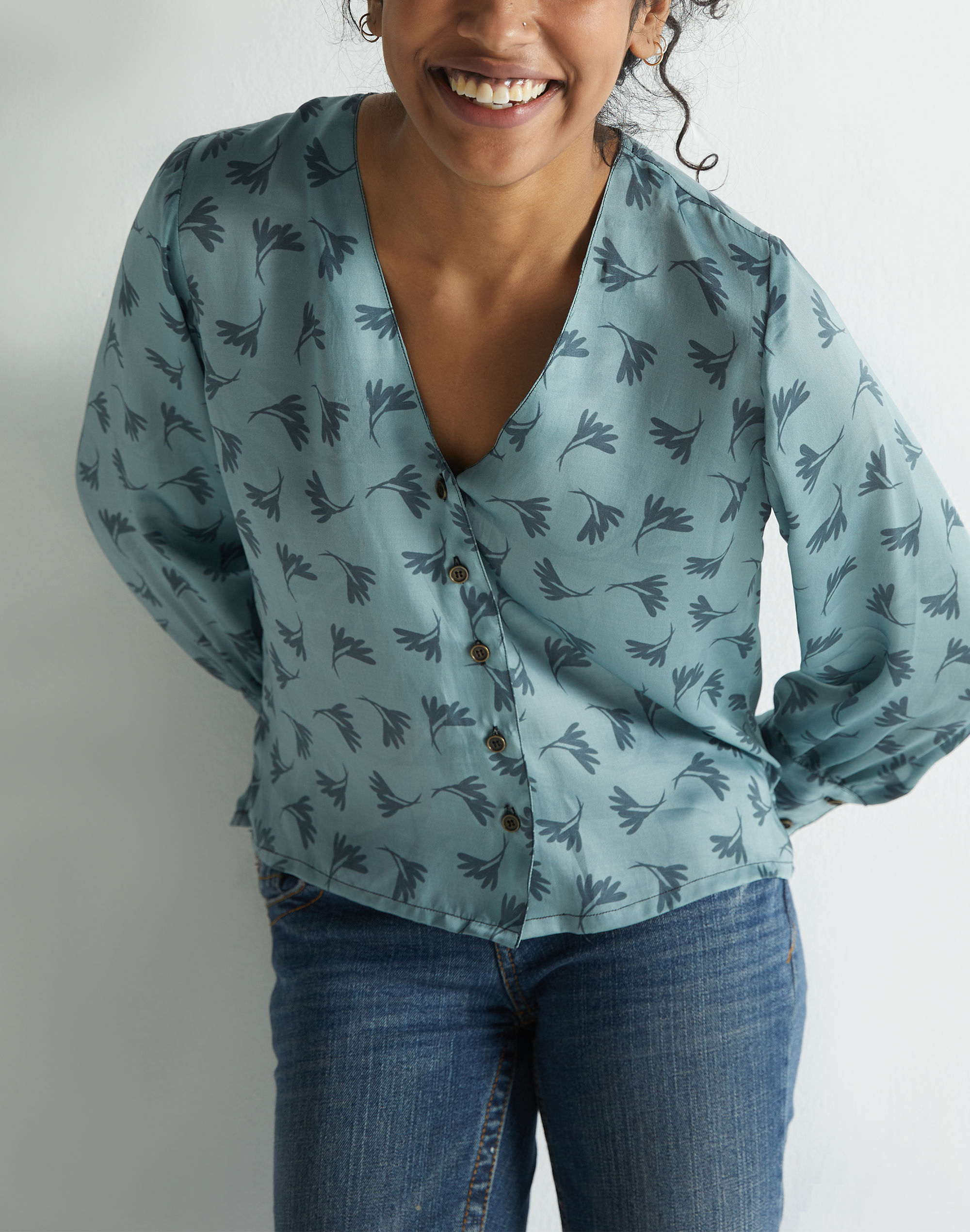 reistor starry skies shirt