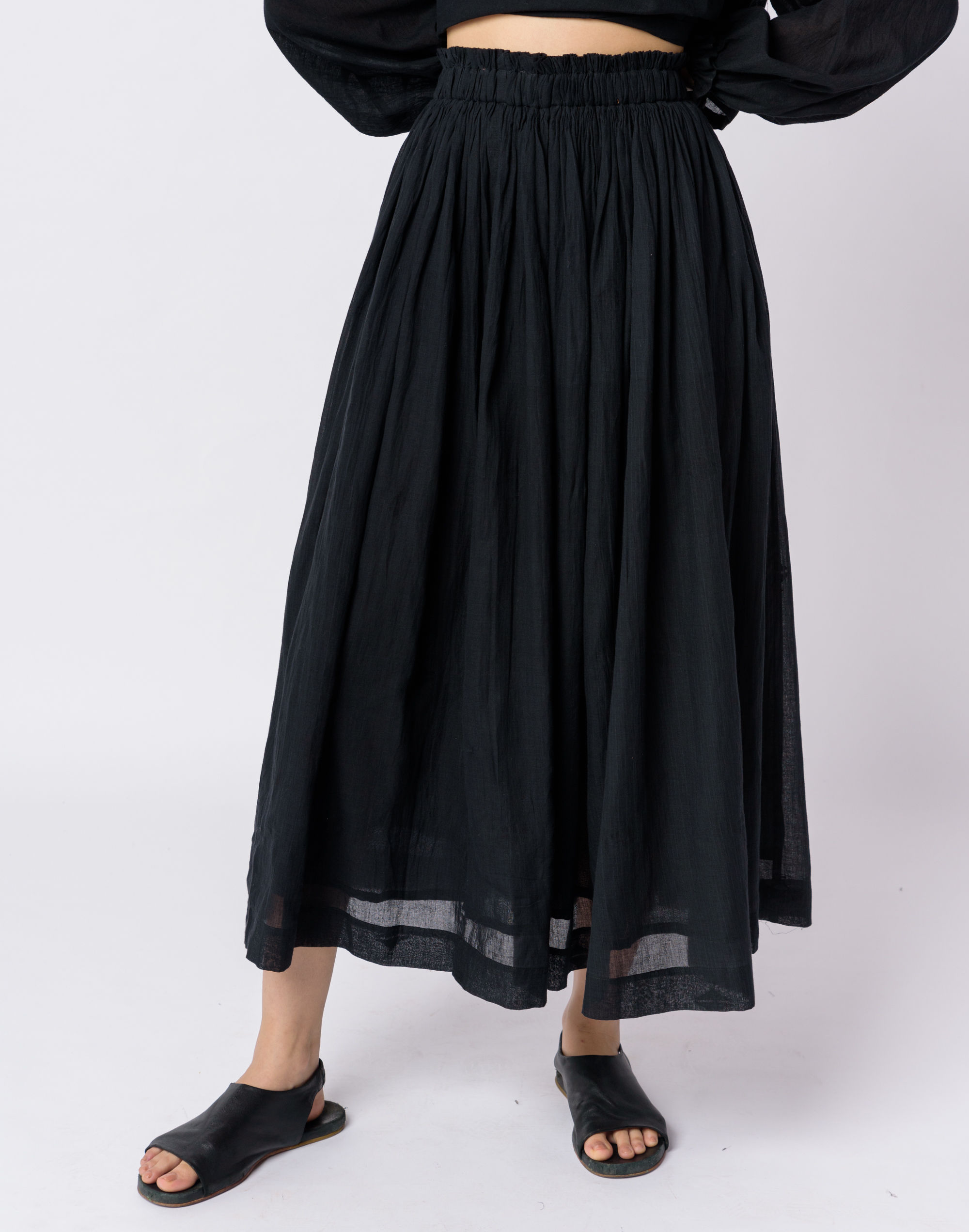 World of Crow Classic black pull-on skirt