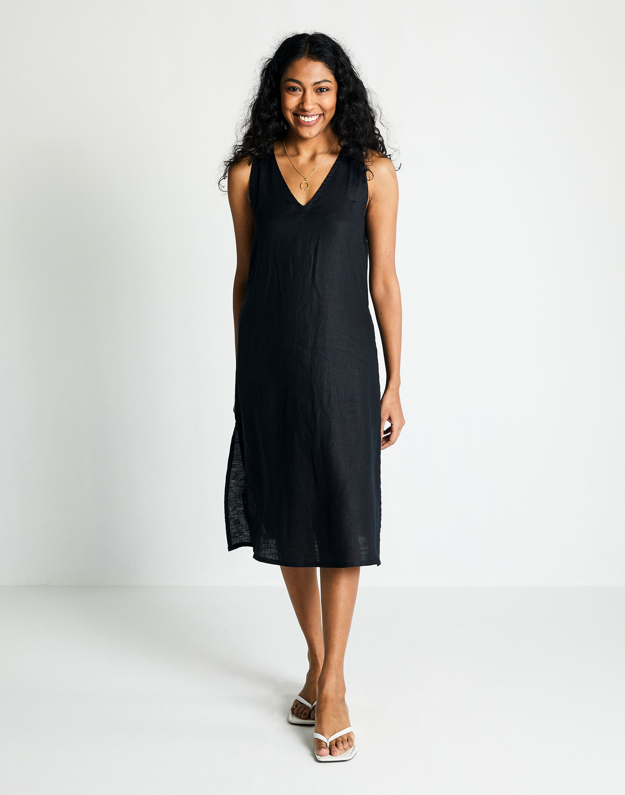 reistor the hemp noir dress