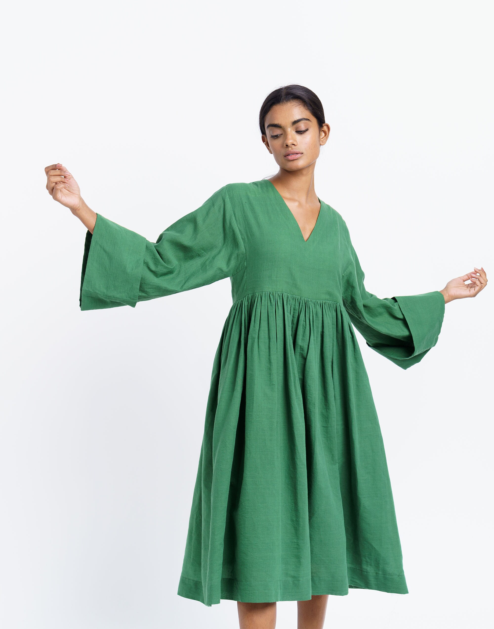 green emerald velvet dress Madewell Jacquard Puff-Sleeve Mini Dress in Gingham Check Faded Palm 2XL  (Women's 18) at Amazon Women's Clothing store