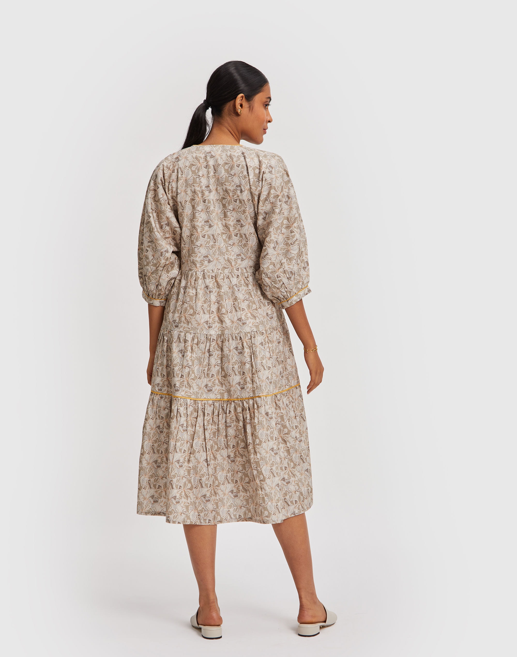 Reistor Kimono Sleeve Midi Dress