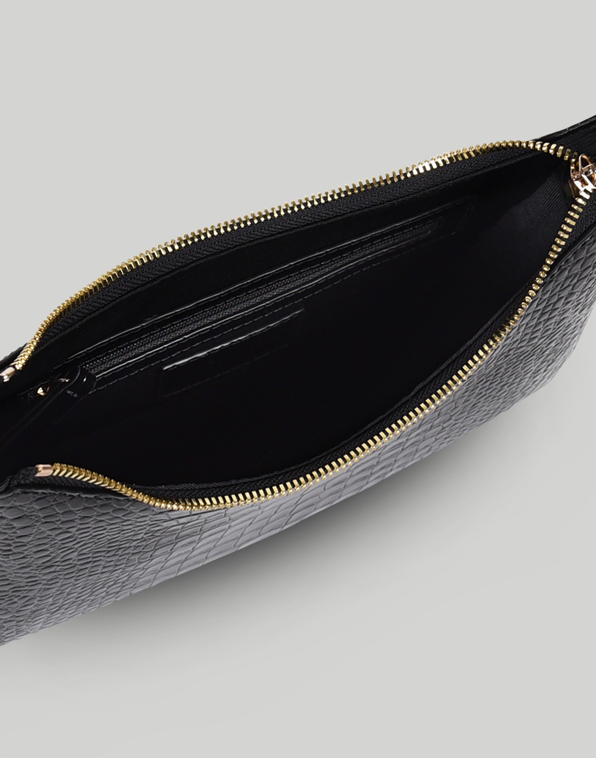 Hyer Goods Luxe Medium Shoulder Bag- White