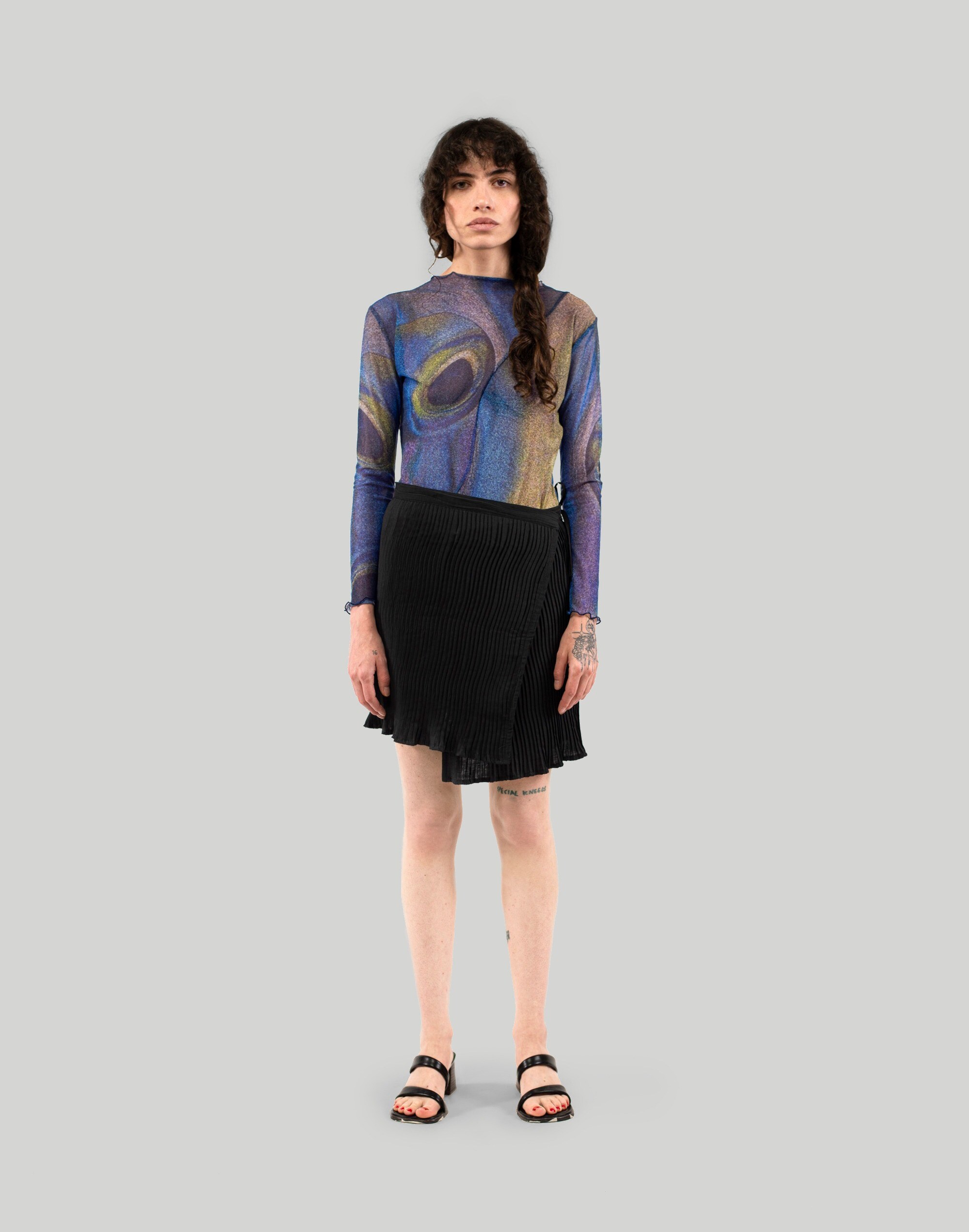 nin studio swirl top