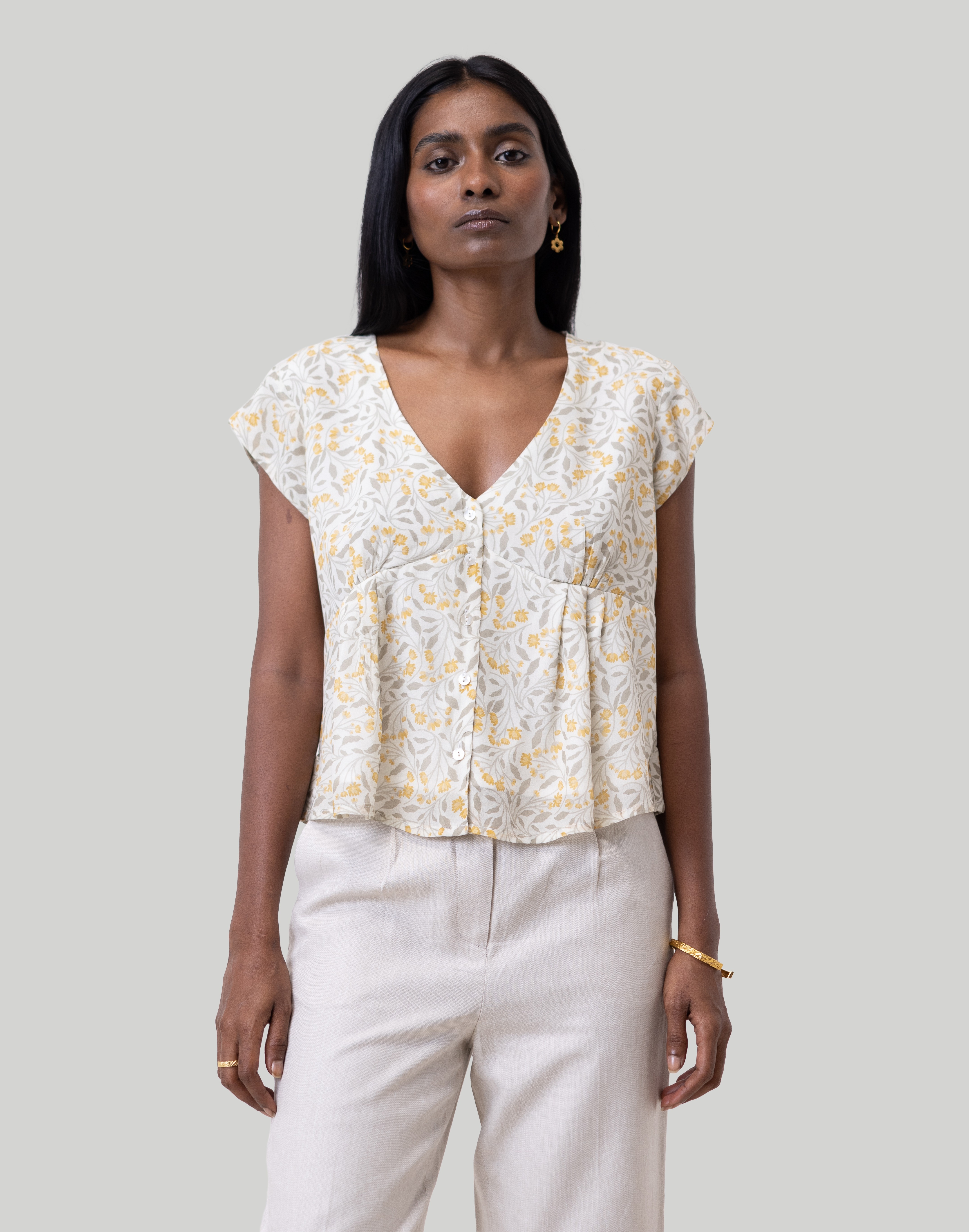 reistor deep v-neck top