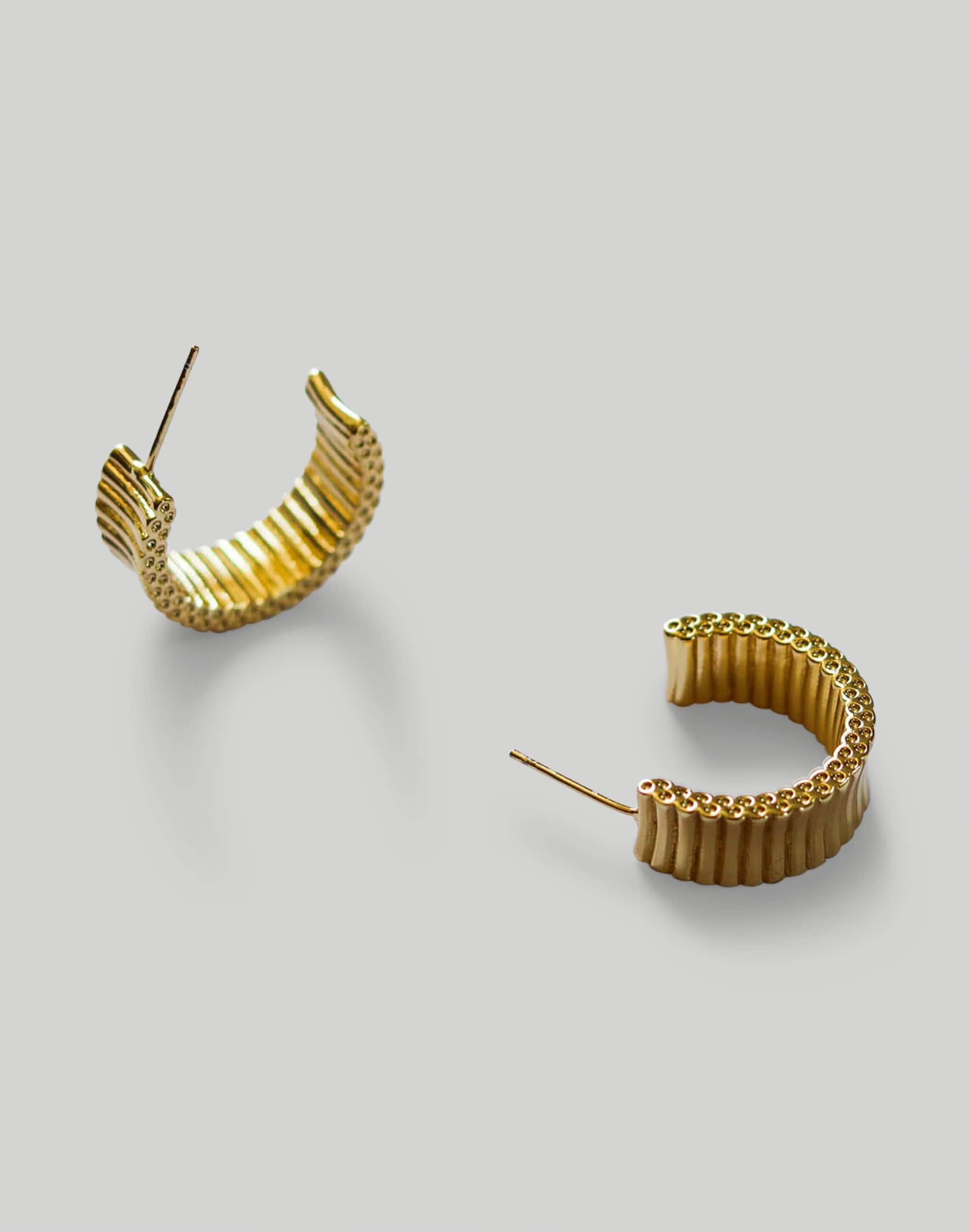 Abcrete & Co. Chunky Striped Hoop Earrings