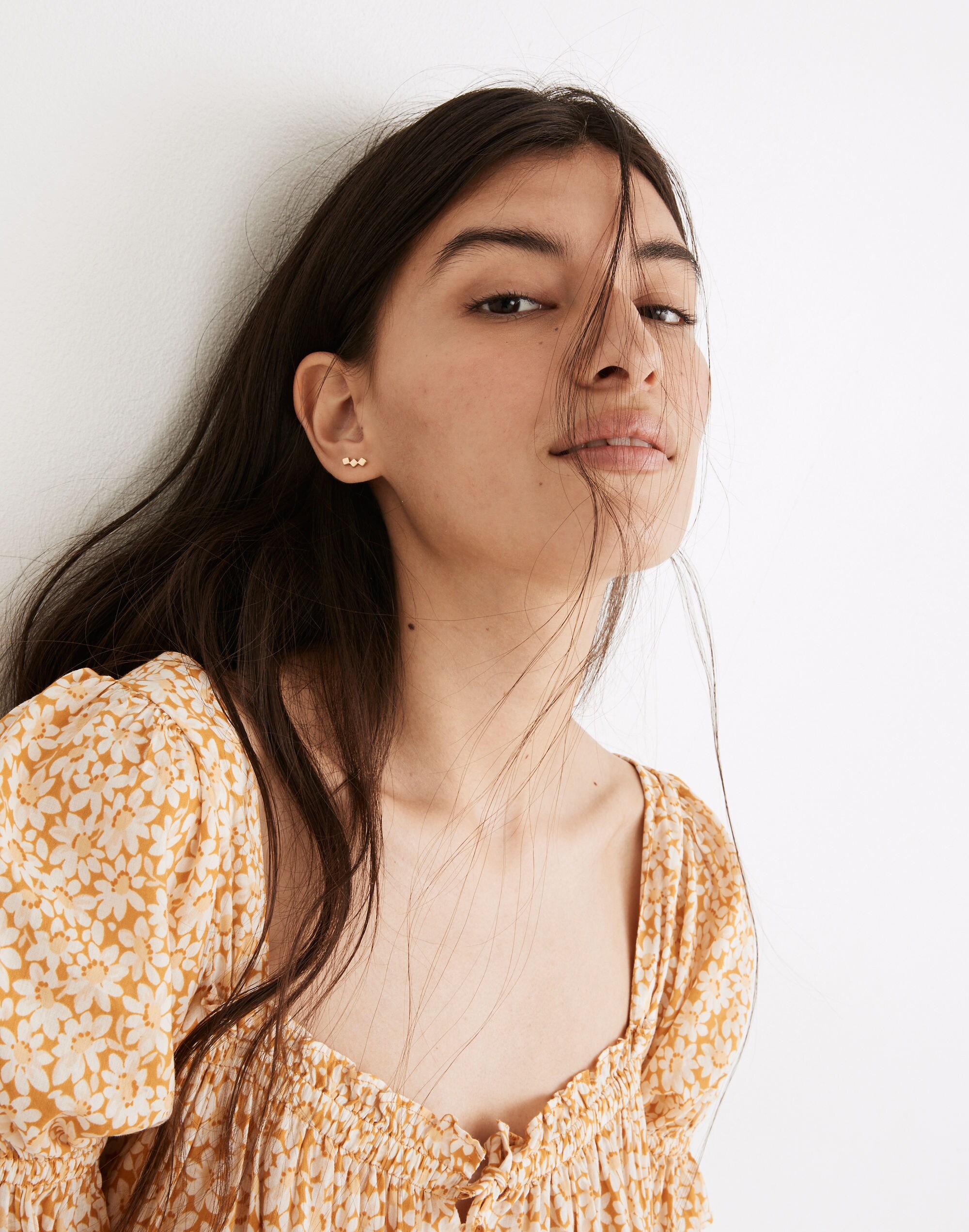 Diamond-Shaped Ear Crawlers