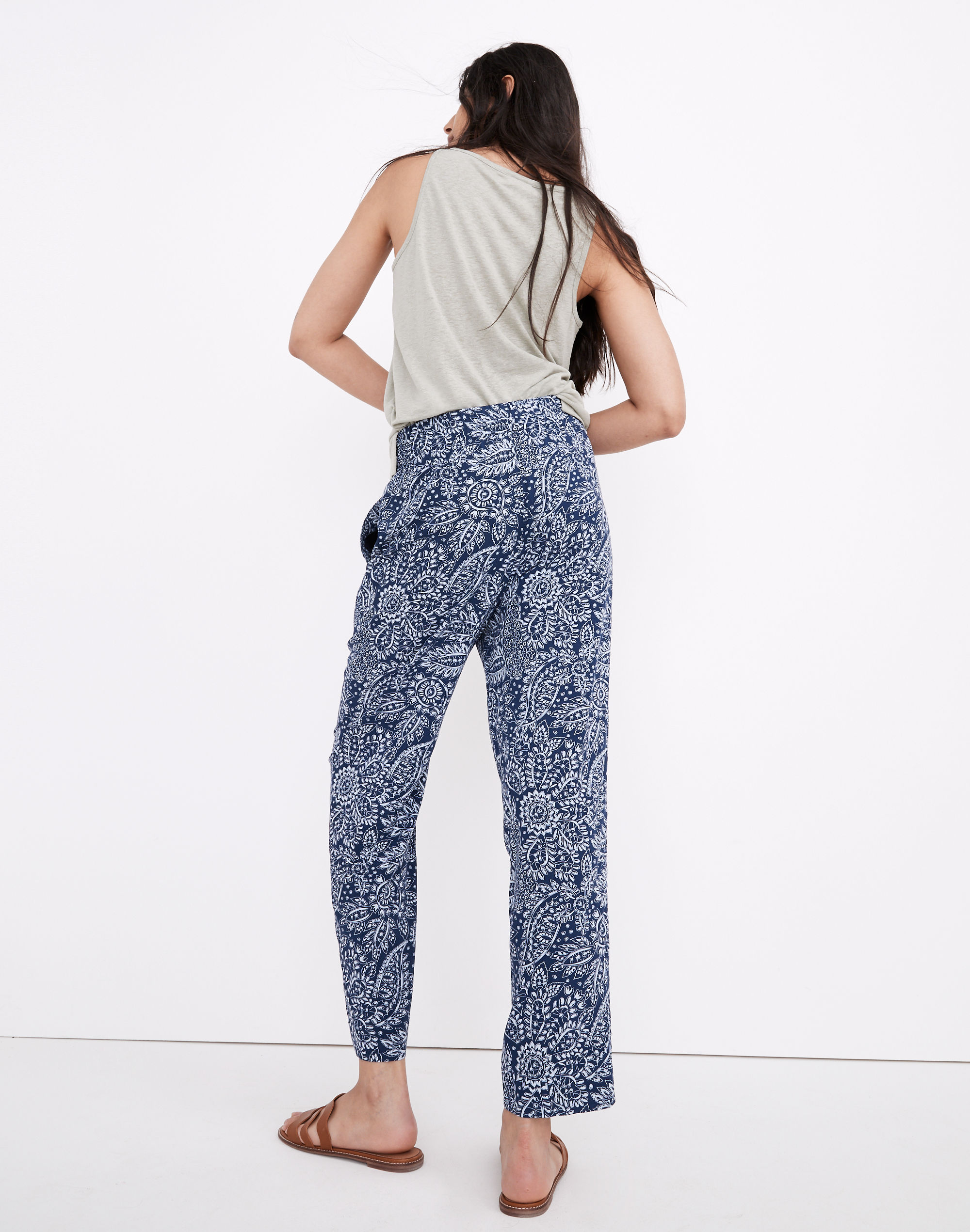 Tapered Huston Pull-On Crop Pants in Paisley Garden