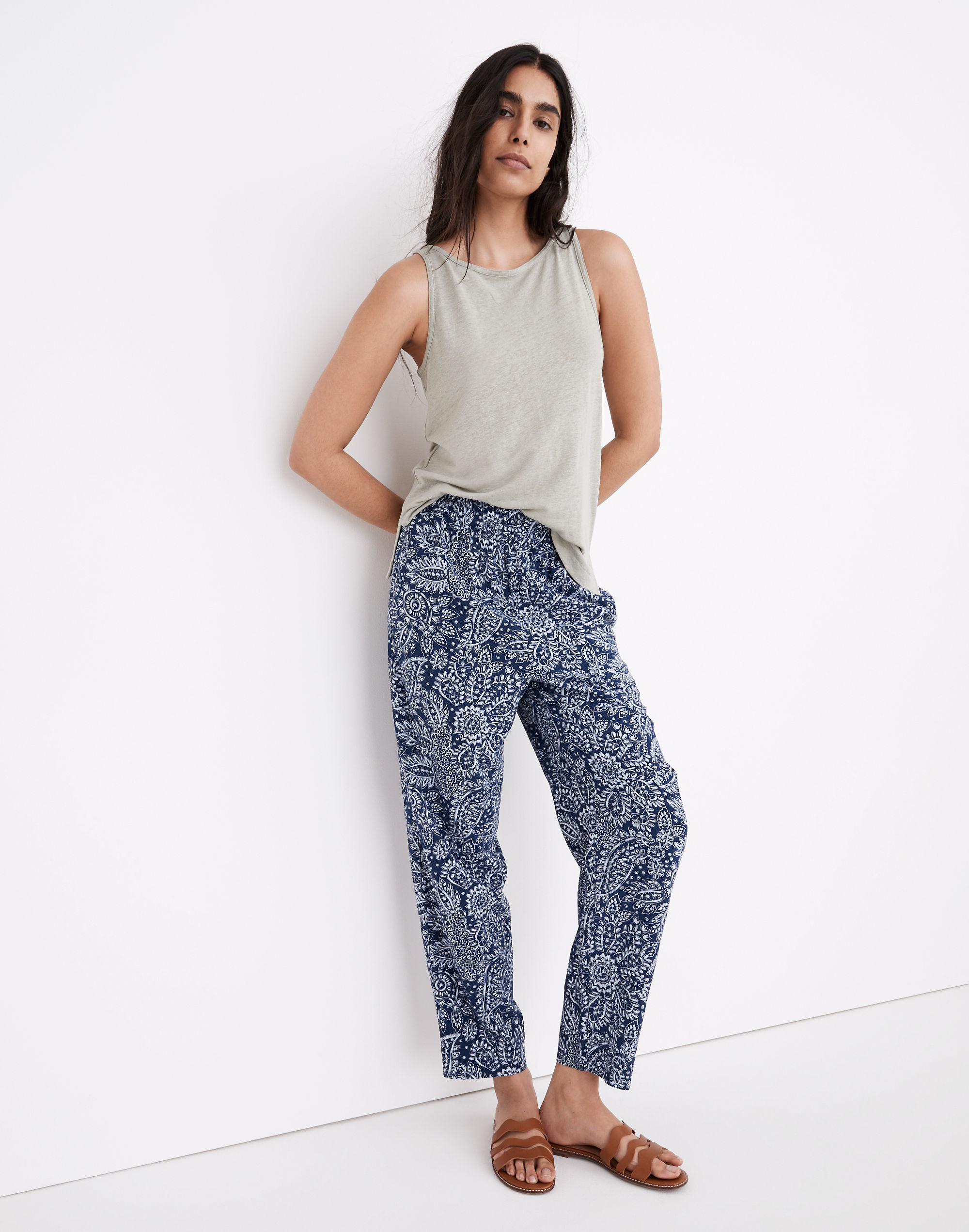 Tapered Huston Pull-On Crop Pants in Paisley Garden