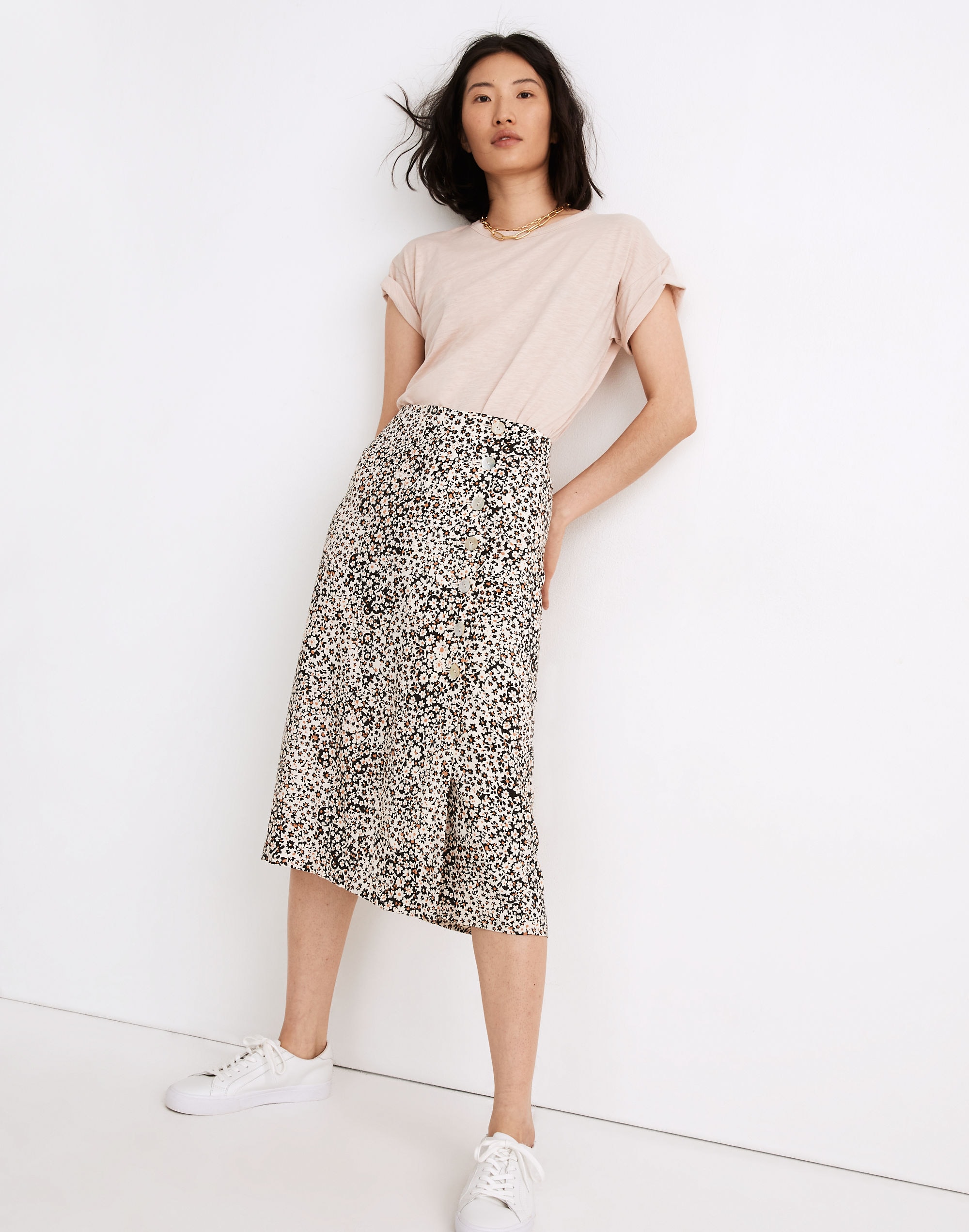Side-Button Straight Midi Skirt in Daisy Groove