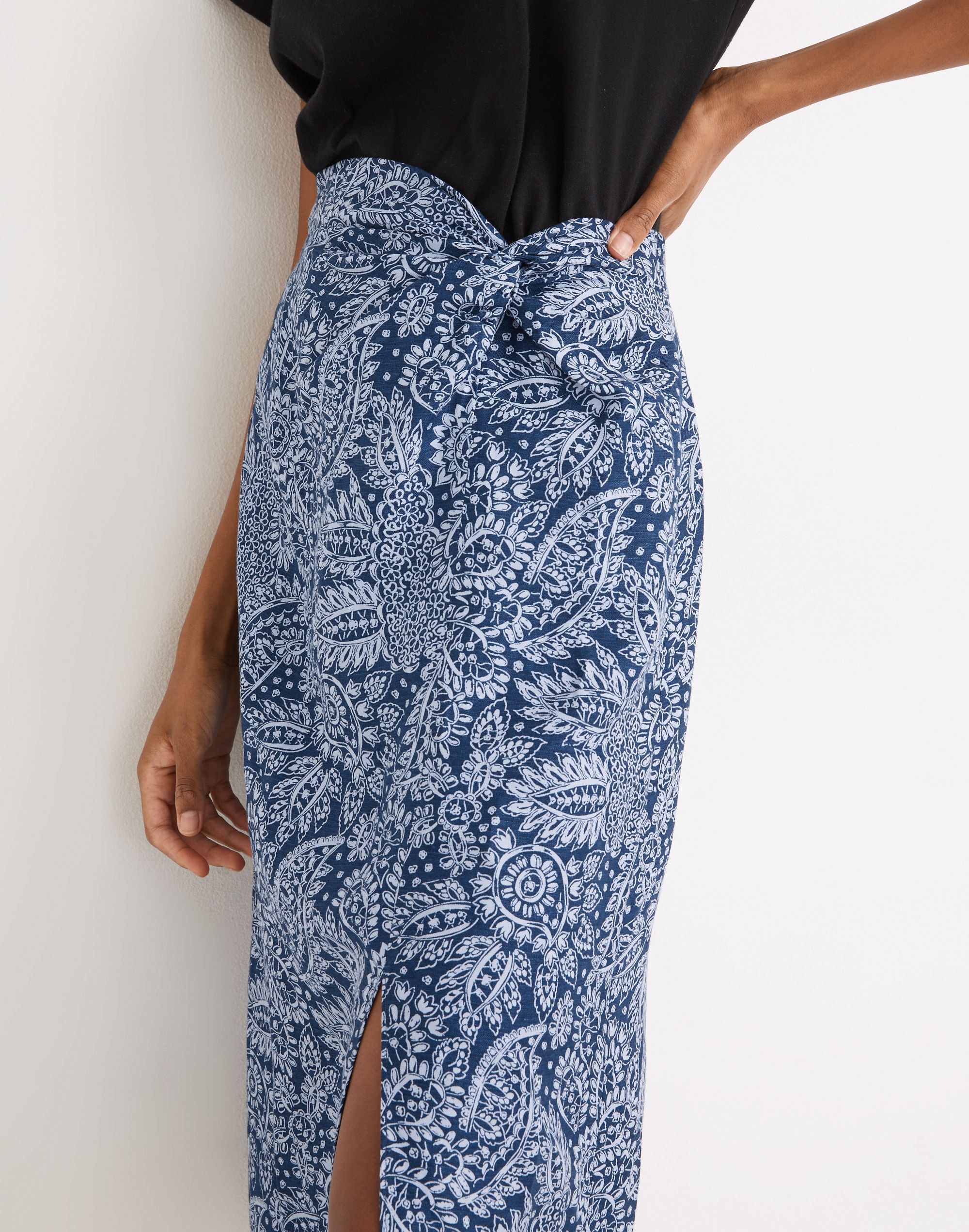 Linen-Blend Knotted Midi Skirt in Paisley Garden
