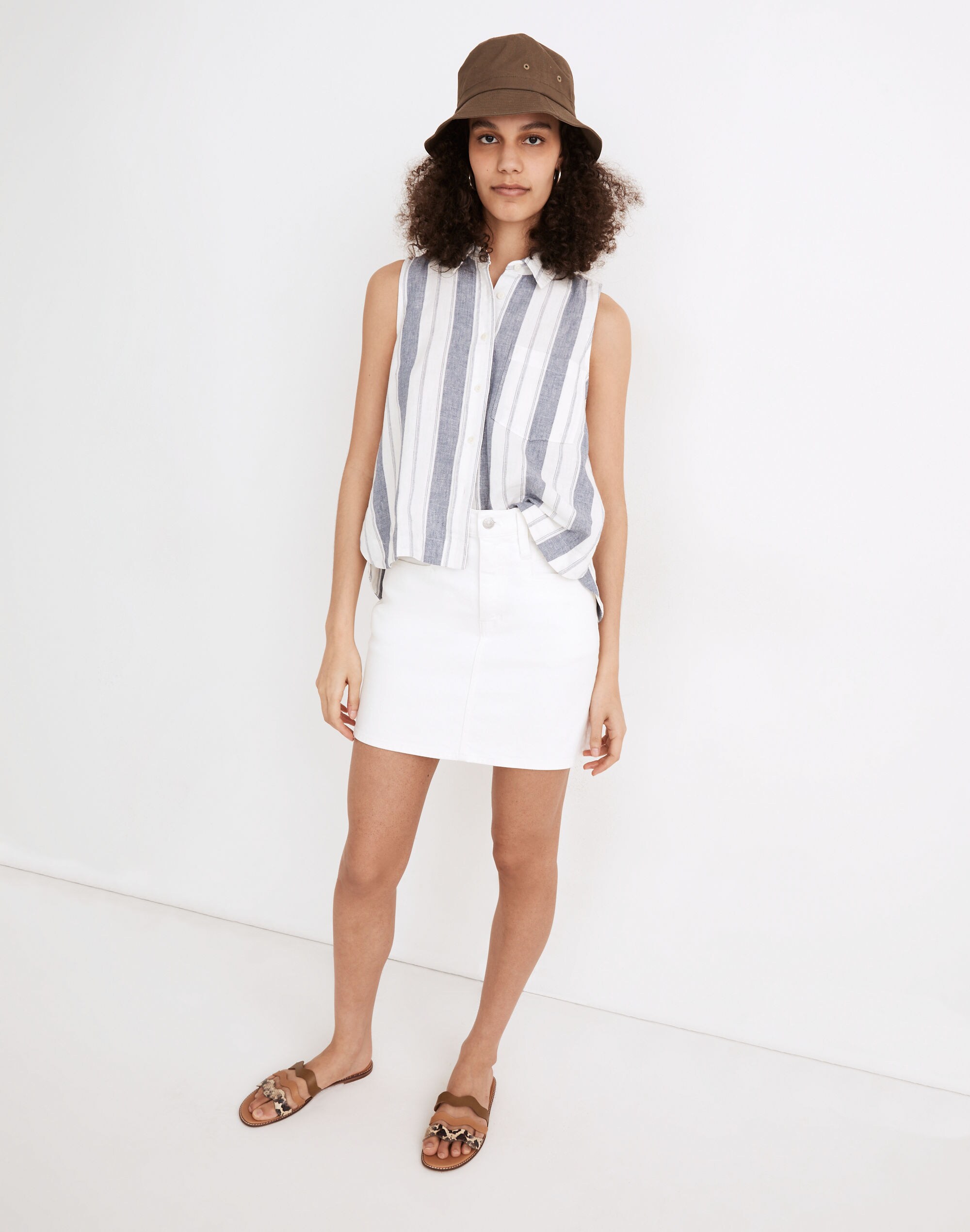 striped sleeveless shirt