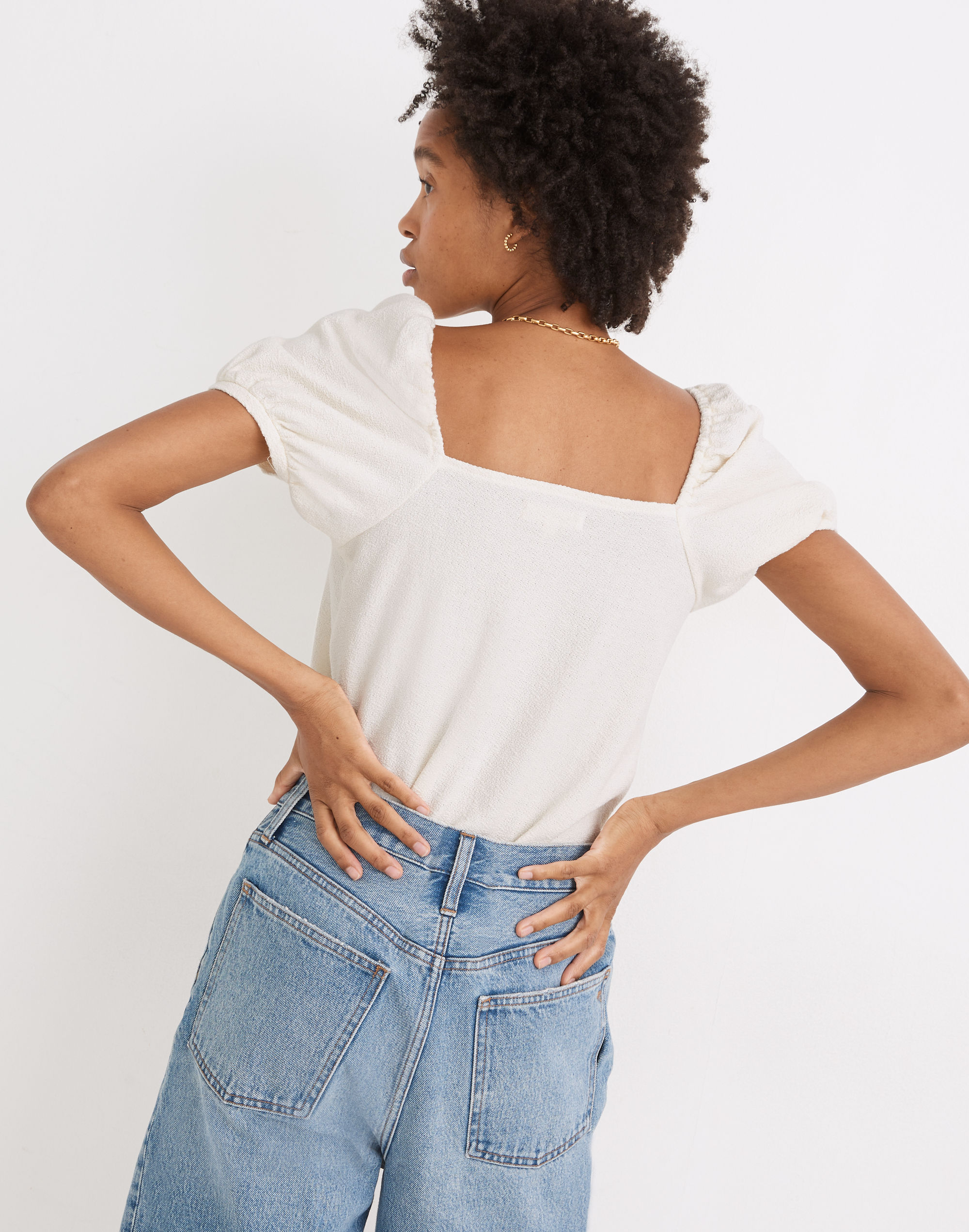 MEER.　CREAM PUFF TOP /BLK MEER. CREAM PUFF TOP /BLK Pintucked Ruffled Puff-Sleeve Top