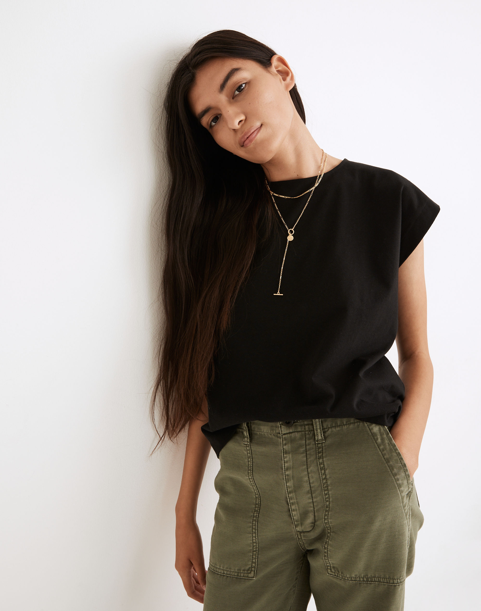 shoulder tee
