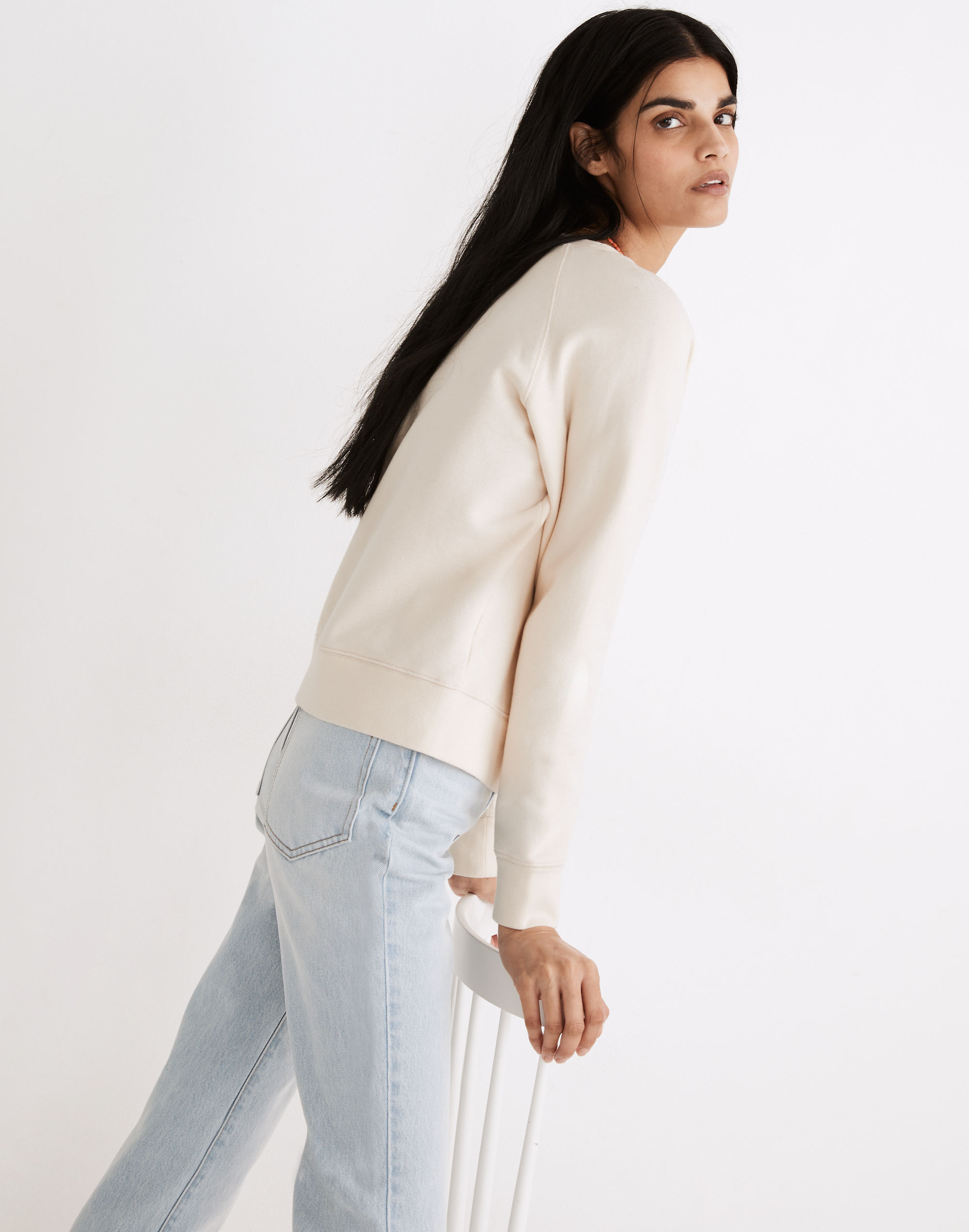 Tahitian Souvenir Graphic (Re)sourced Cotton Crop Sweatshirt