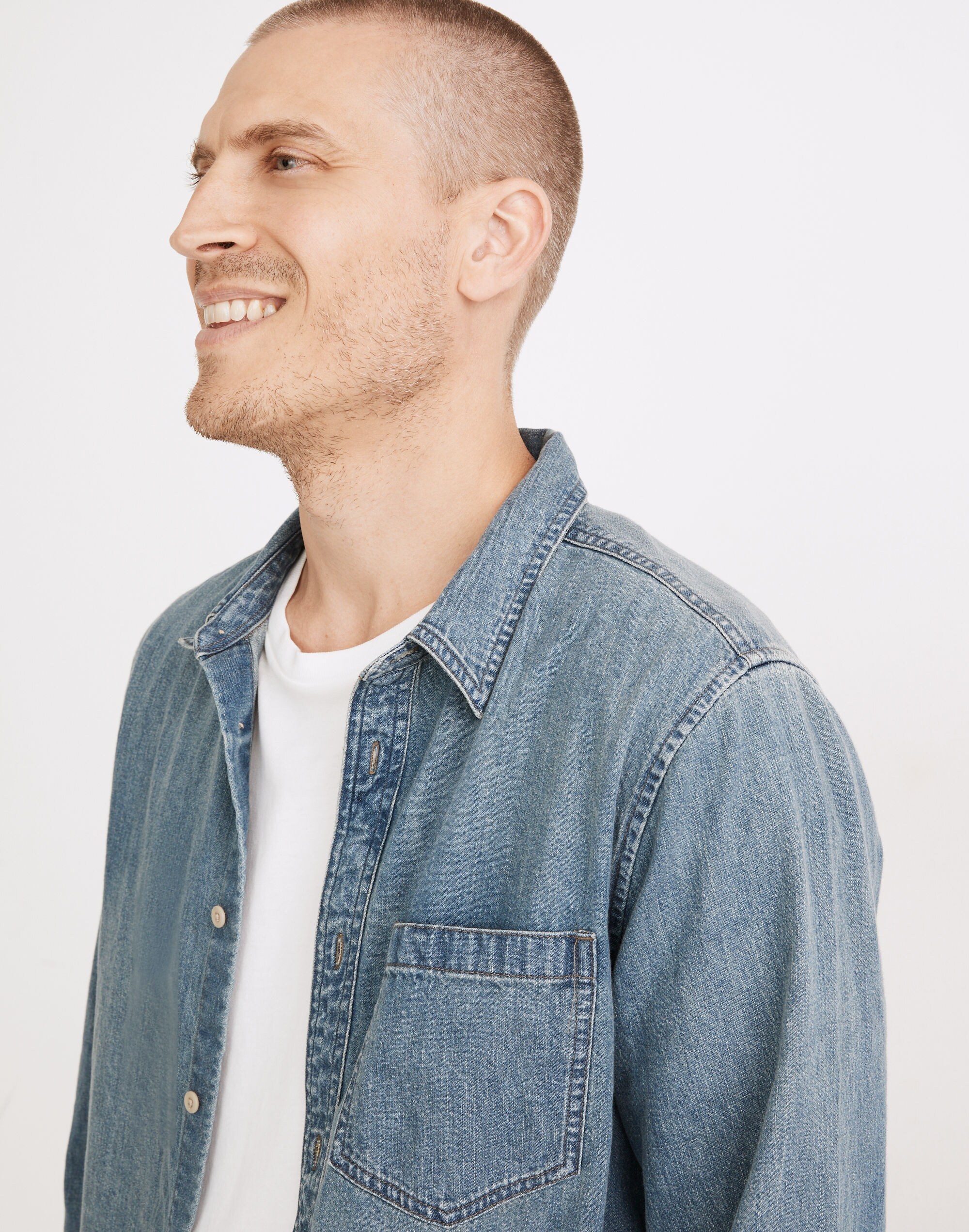 Denim Perfect Long-Sleeve Shirt in Tomkins Wash