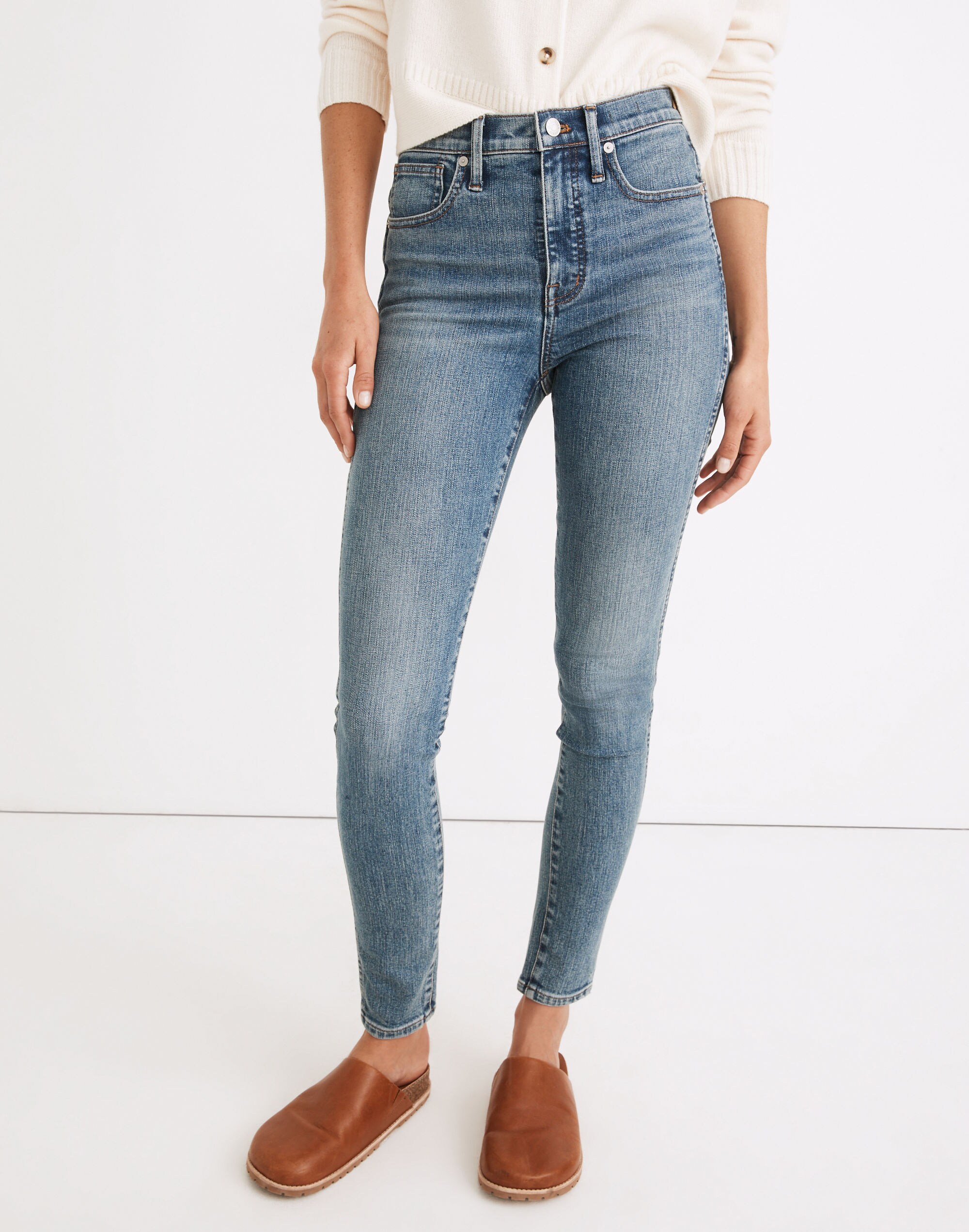 10" High-Rise Skinny Jeans in Woodridge Wash