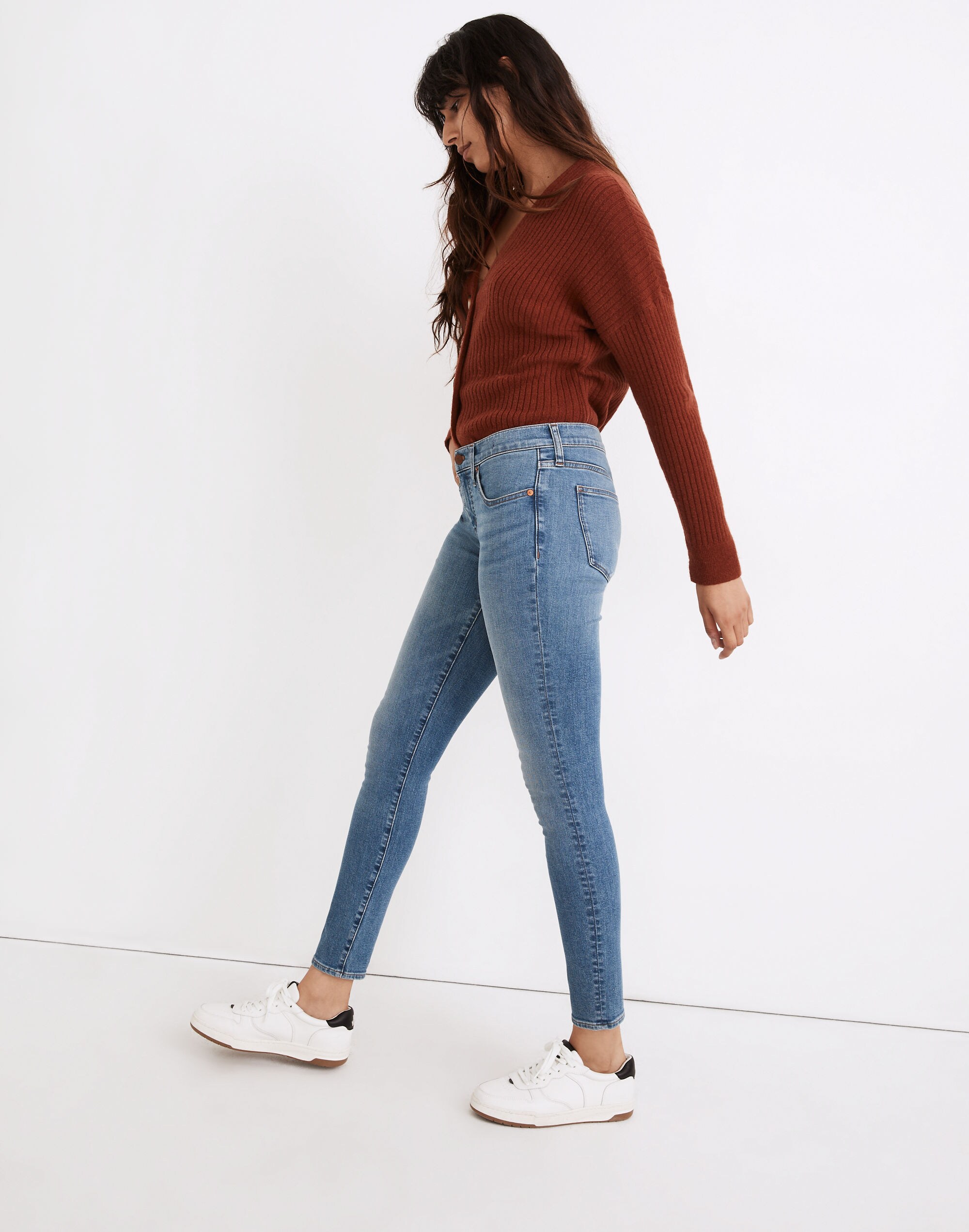 8" Skinny Jeans in Maxine Wash