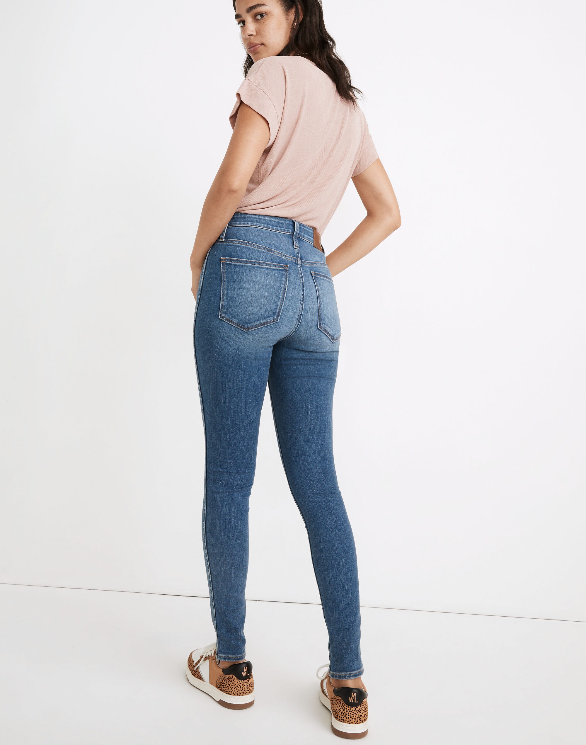 Curvy Roadtripper Supersoft Skinny Jeans in Monroe Wash: Button-Front Edition