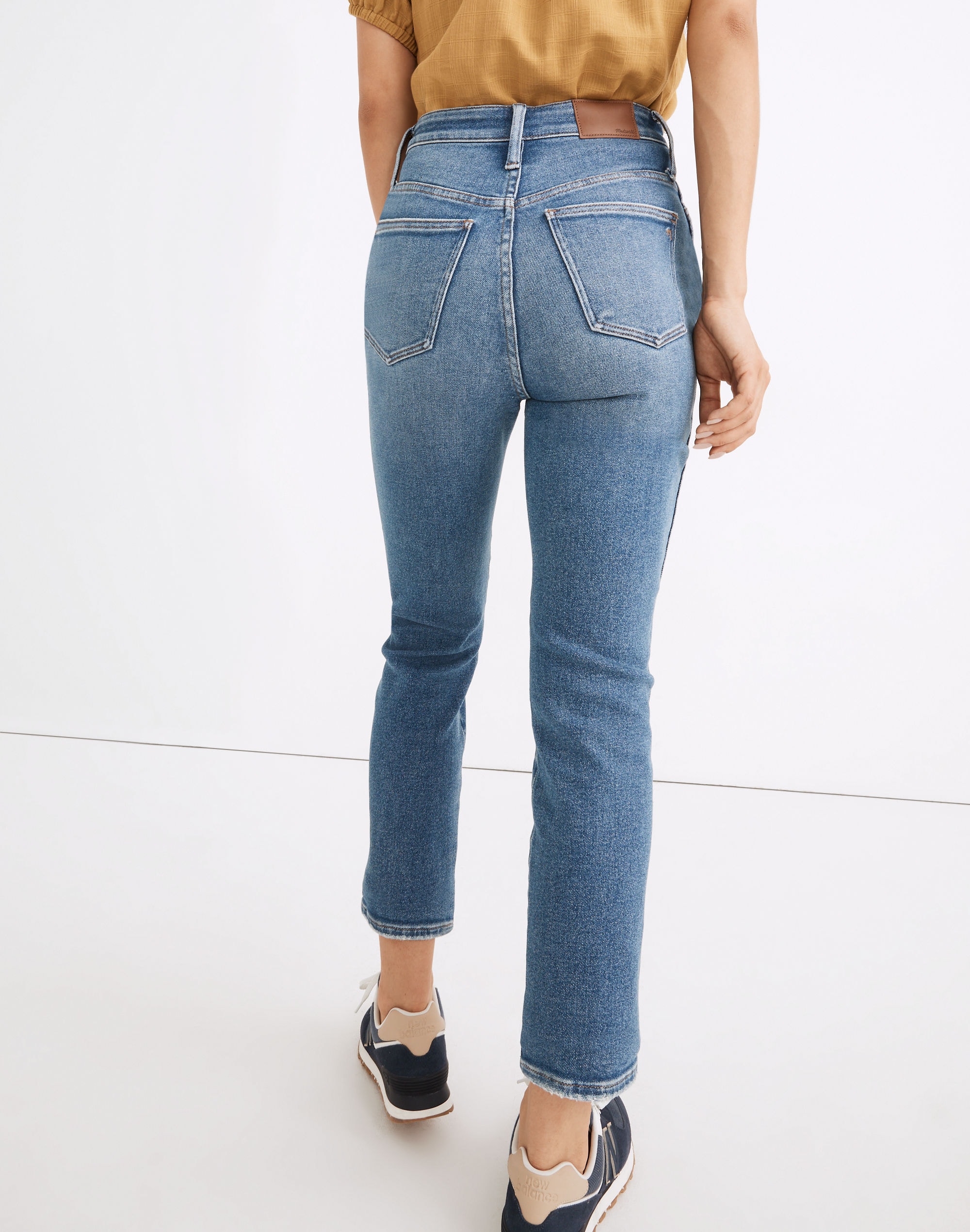Curvy Stovepipe Jeans in Ditmas Wash