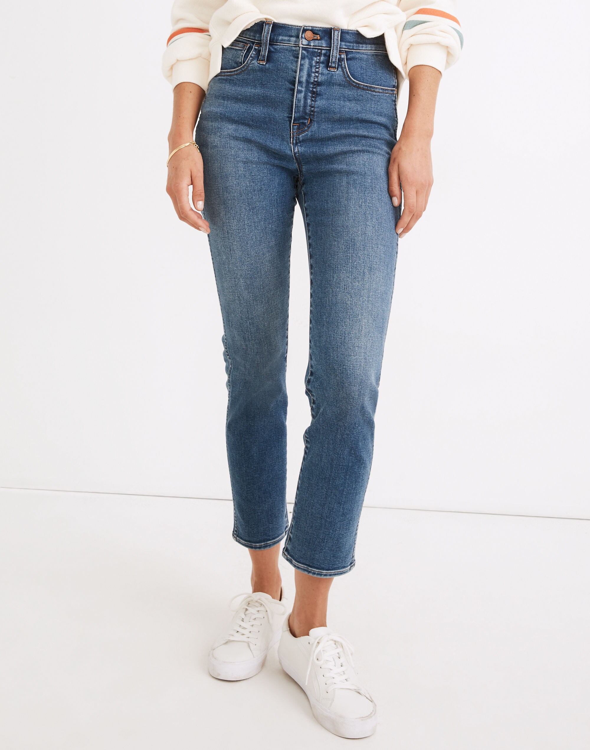 High-Rise Slim Straight Jeans in Glynn Wash