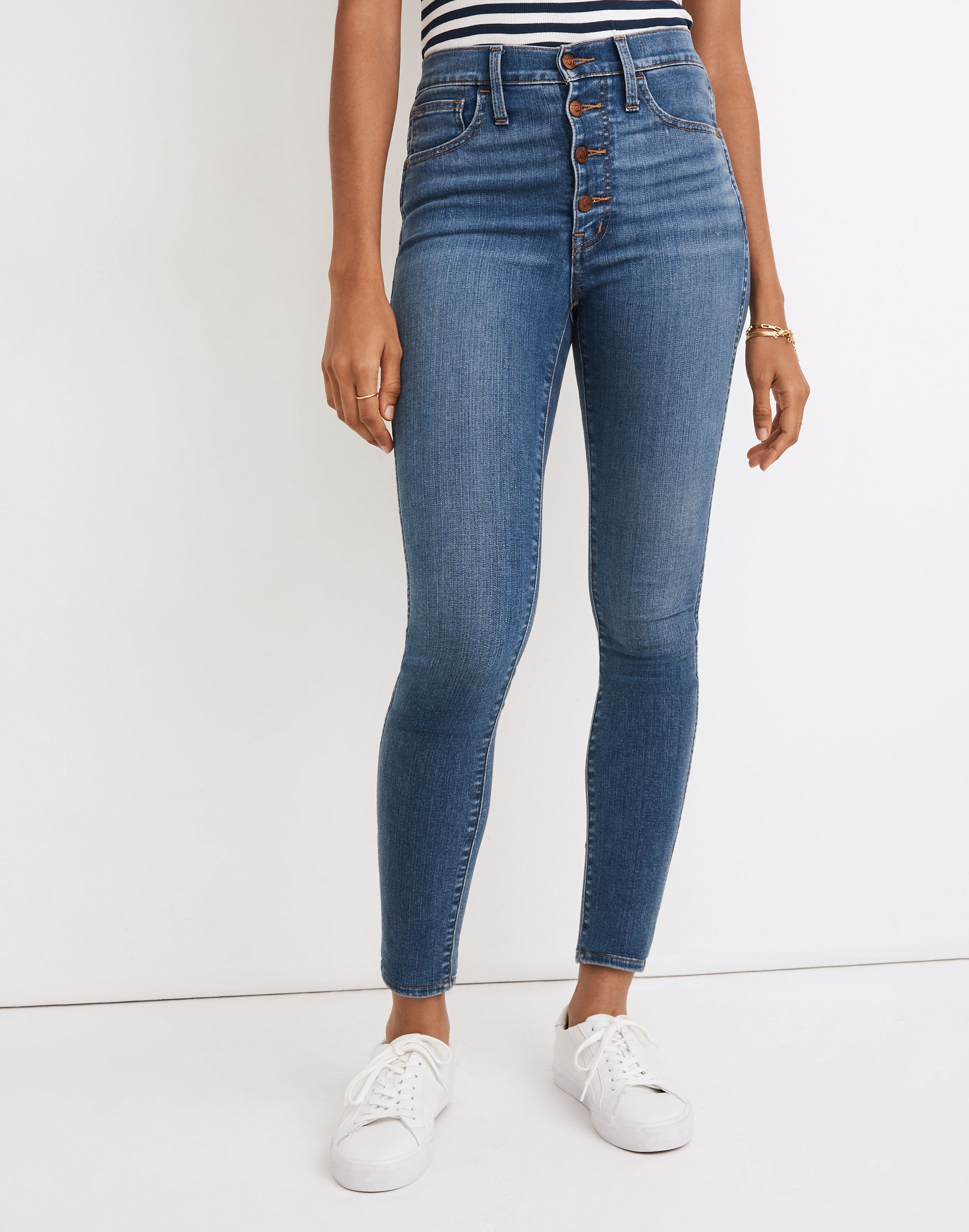 Petite 10" High-Rise Roadtripper Supersoft Skinny Jeans in Monroe Wash