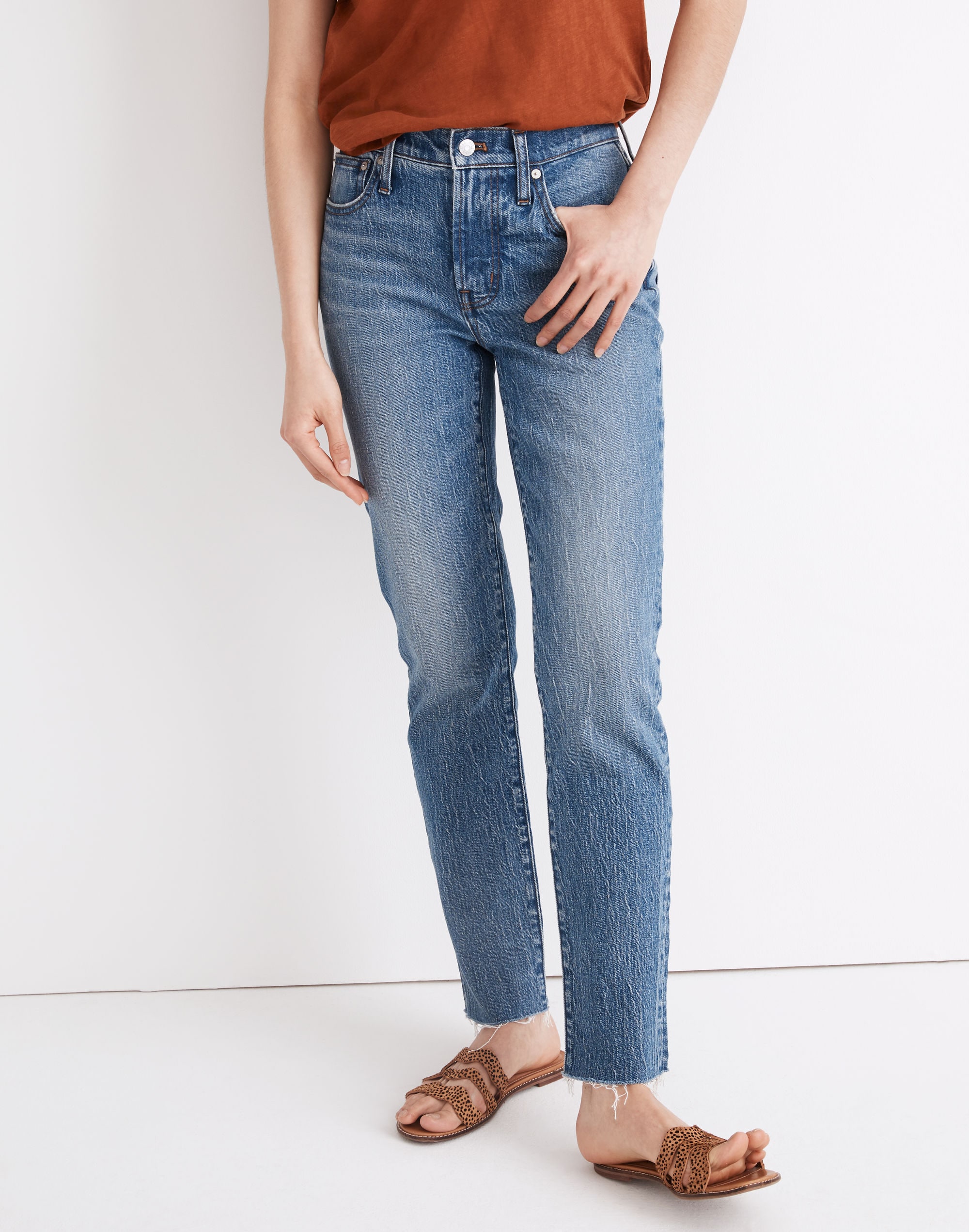 The Petite Mid-Rise Perfect Vintage Jean in Enmore Wash