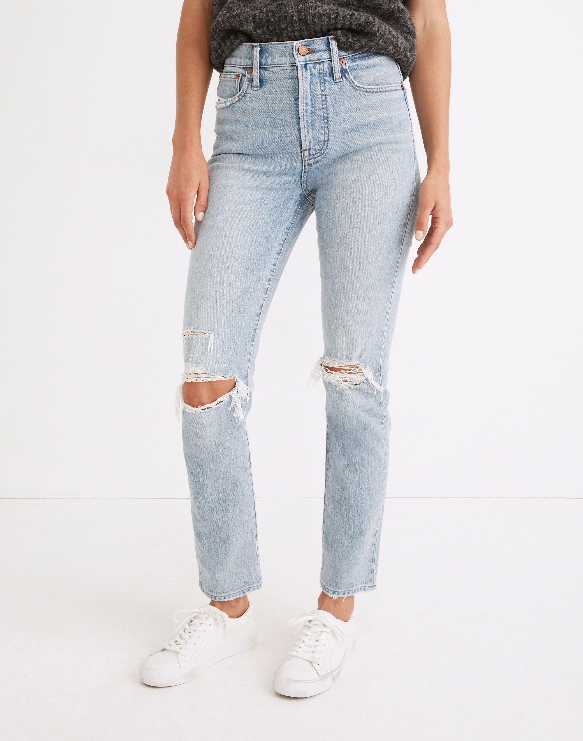 The Petite Perfect Vintage Jean in Grandbay Wash: Destructed Edition