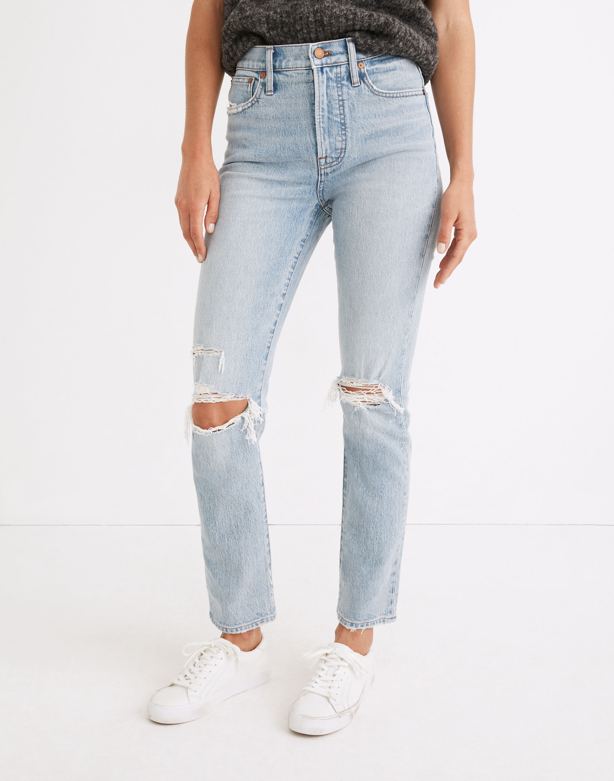 The Perfect Vintage Jean in Grandbay Wash: Destructed Edition